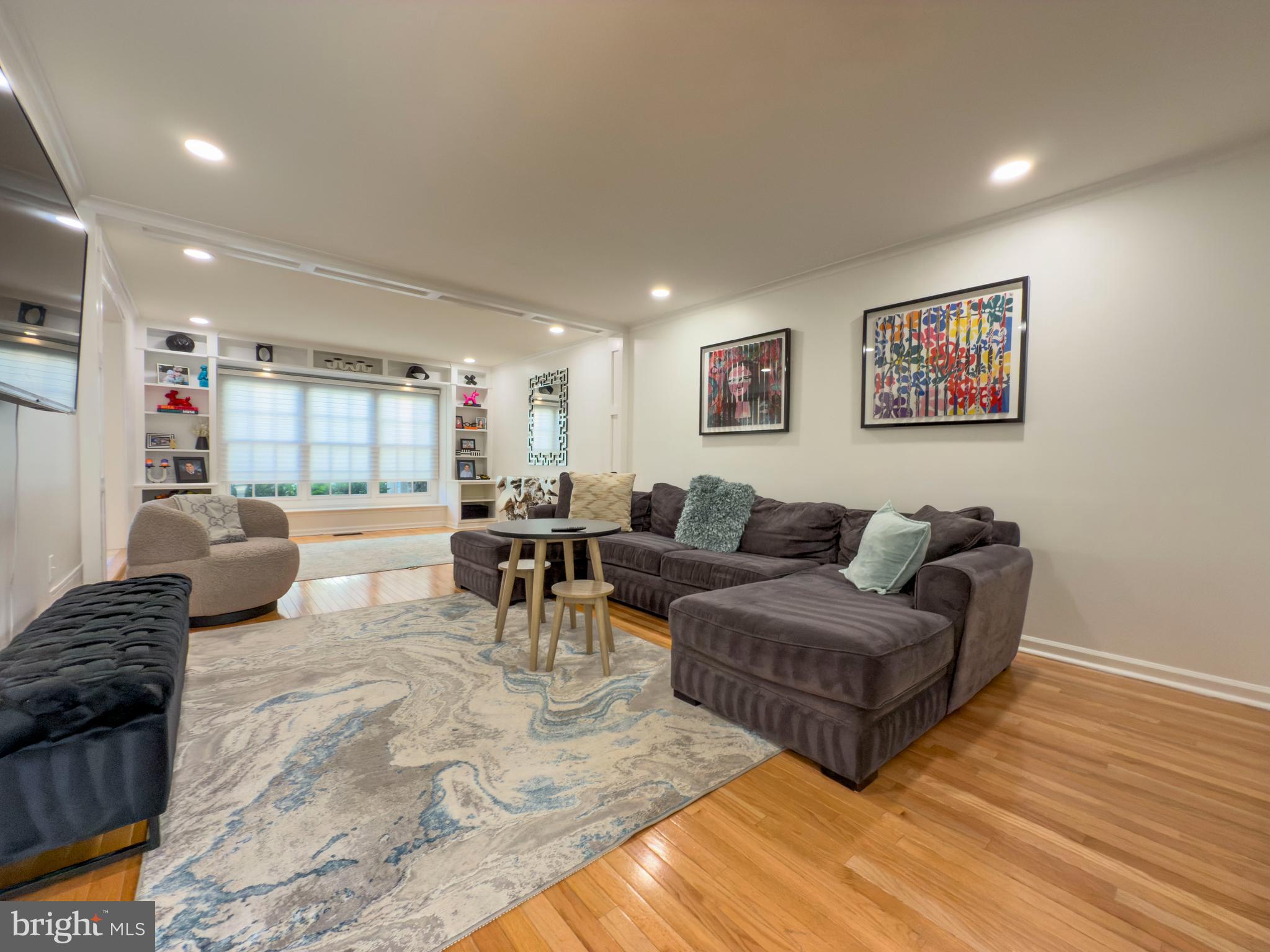 WAYNESBROOKE EAST - Residential