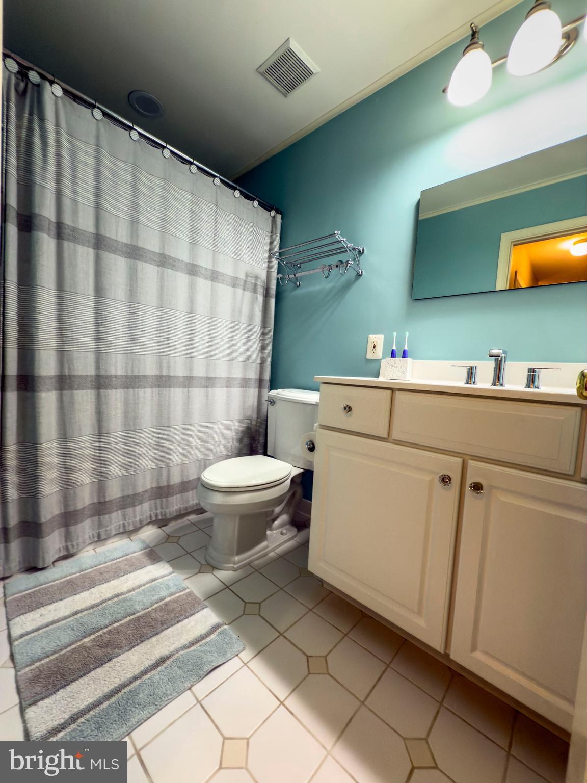 WAYNESBROOKE EAST - Residential