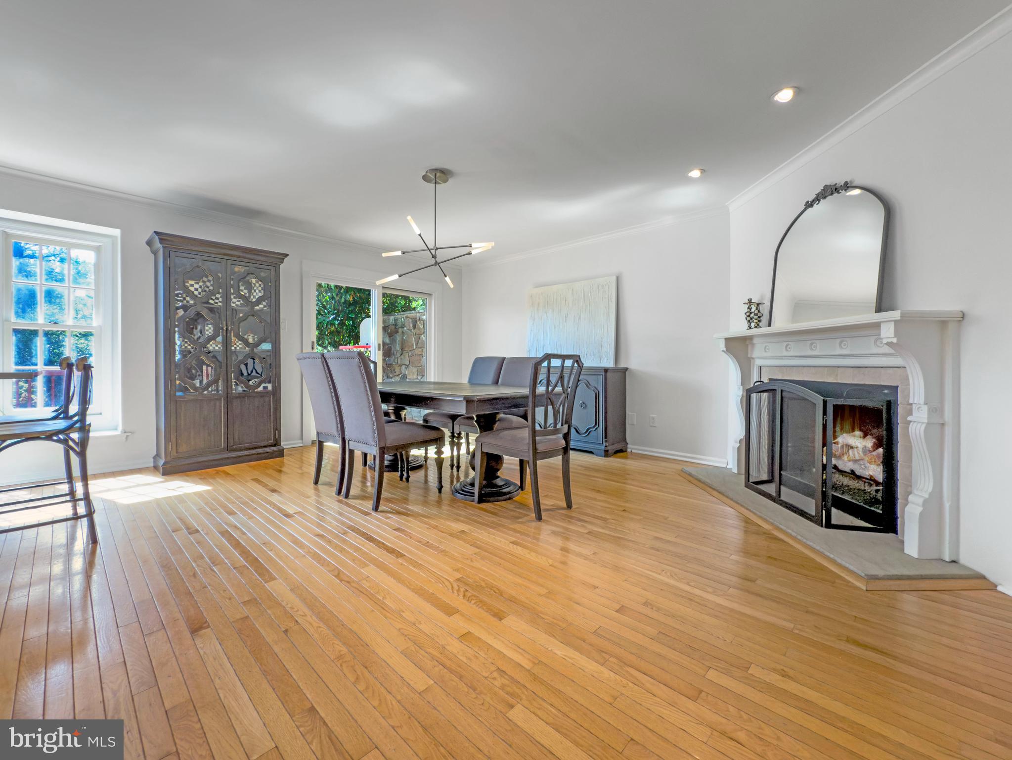 WAYNESBROOKE EAST - Residential