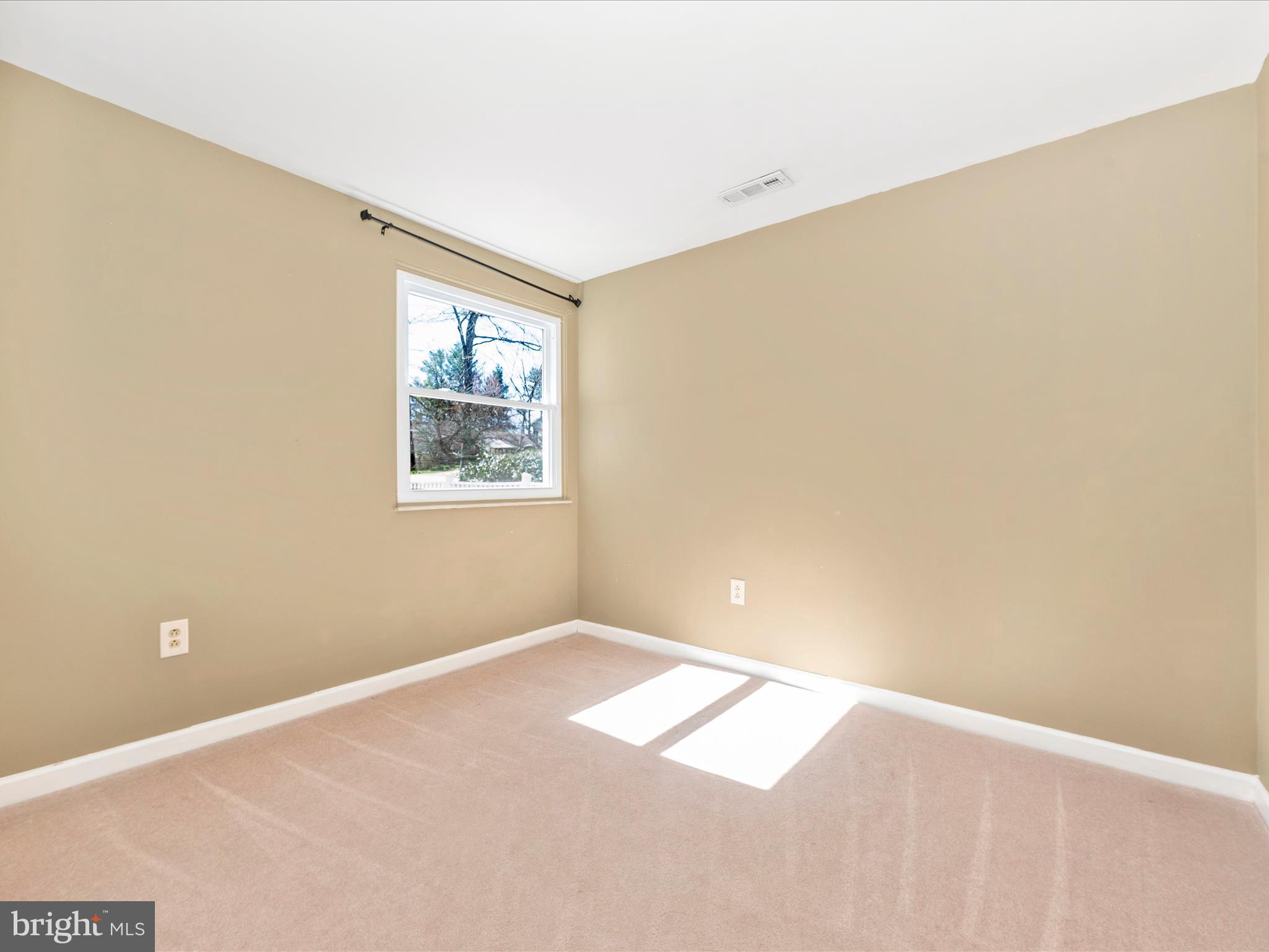 VILLAGE OF LONG REACH - Residential