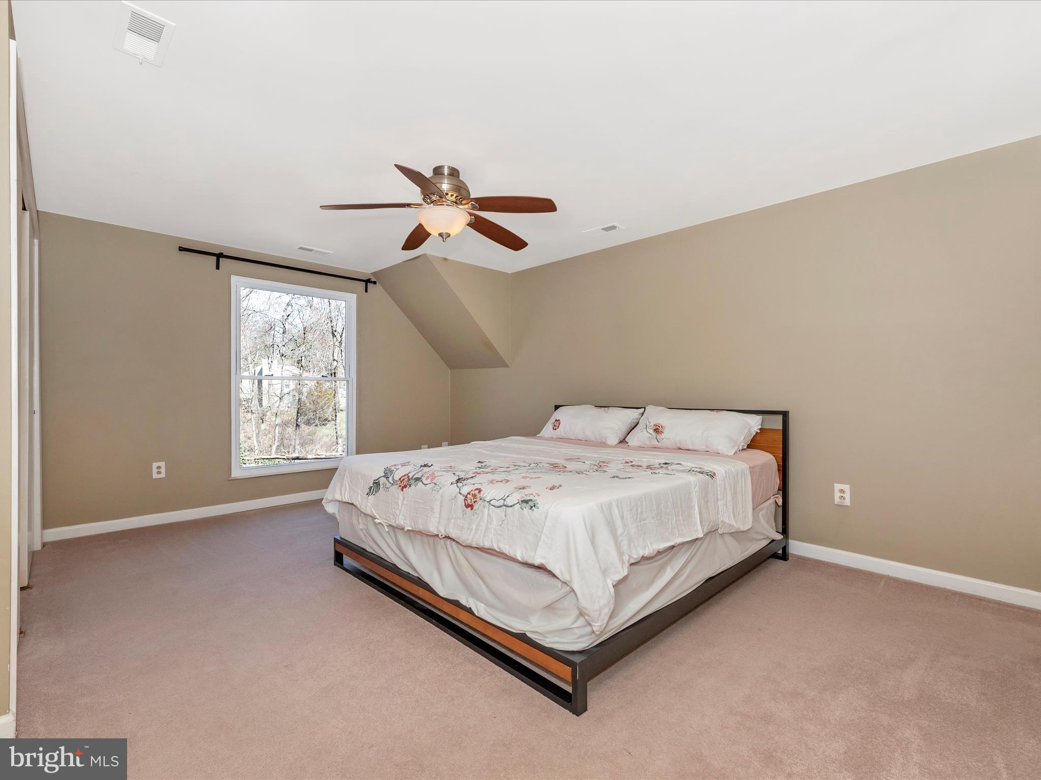 VILLAGE OF LONG REACH - Residential