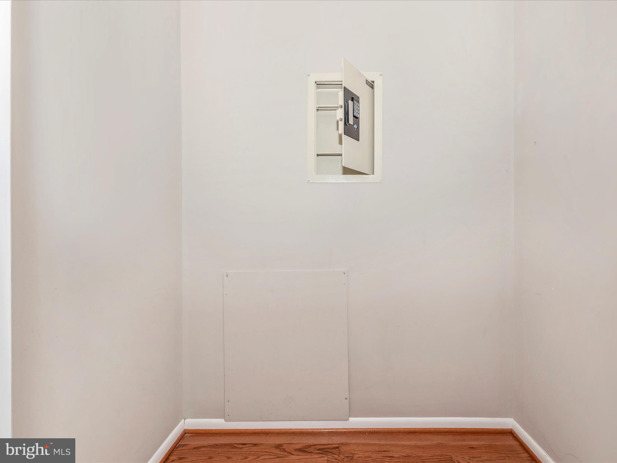 VILLAGE OF LONG REACH - Residential