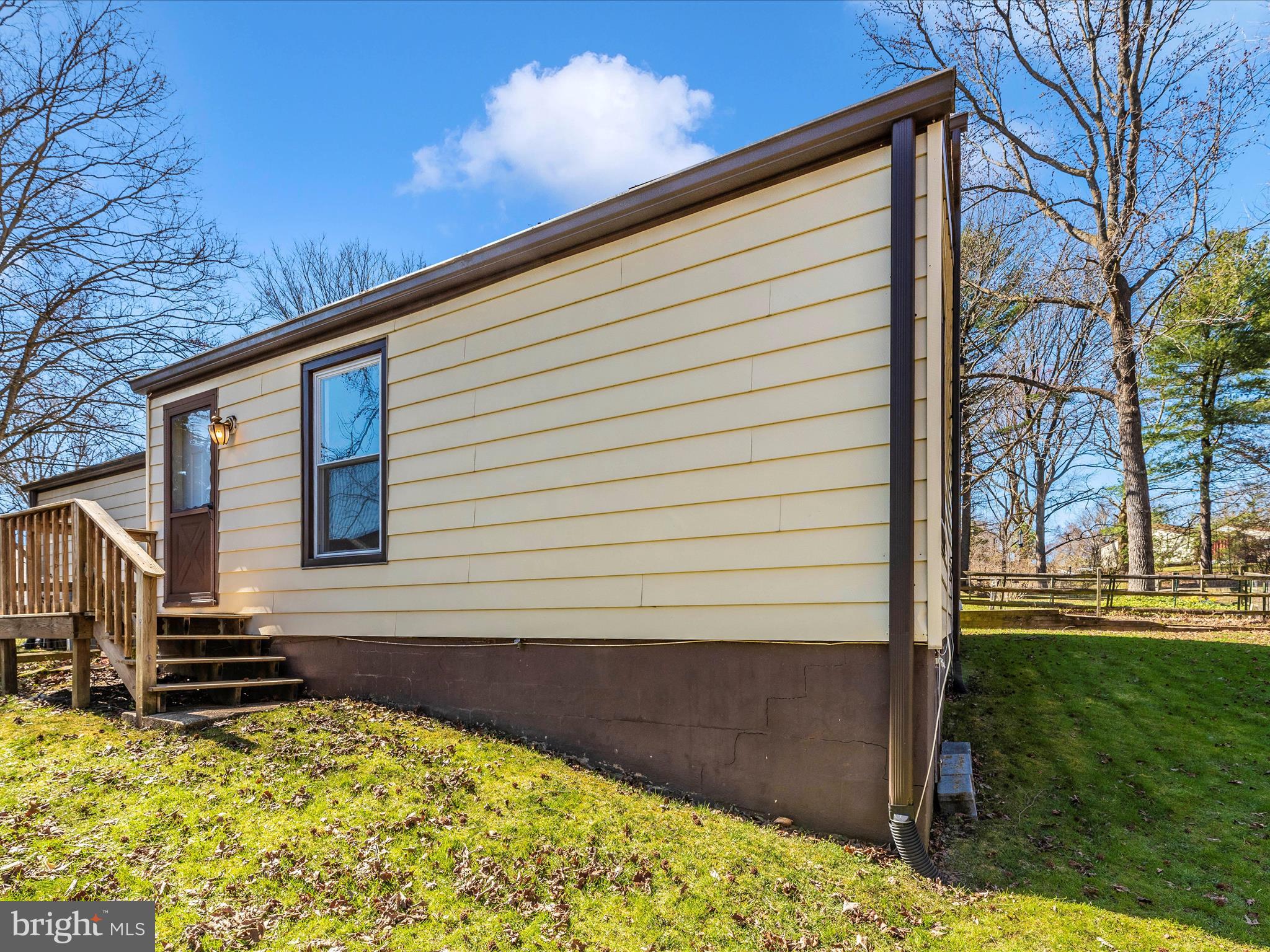 VILLAGE OF LONG REACH - Residential