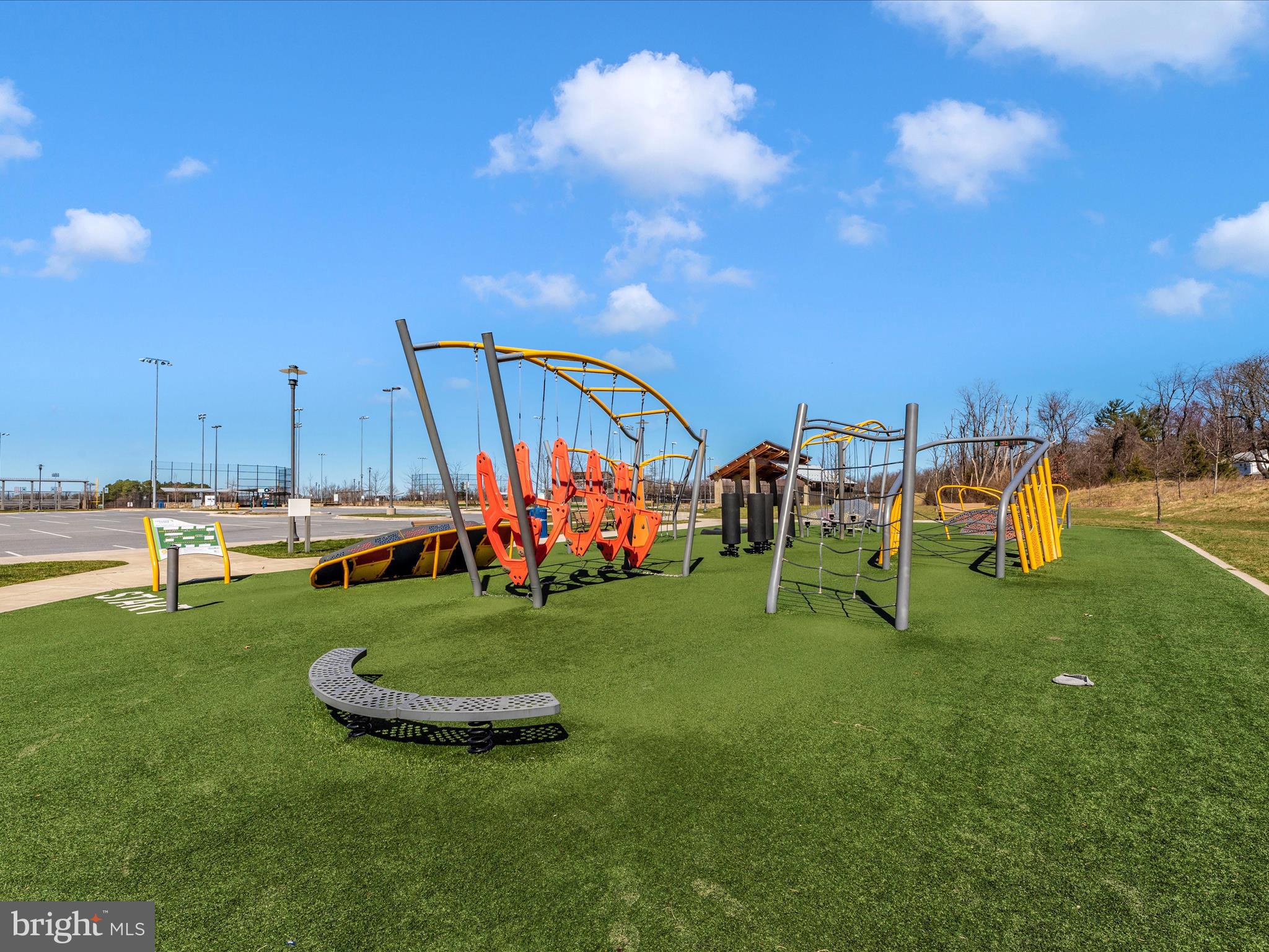 VILLAGE OF LONG REACH - Residential