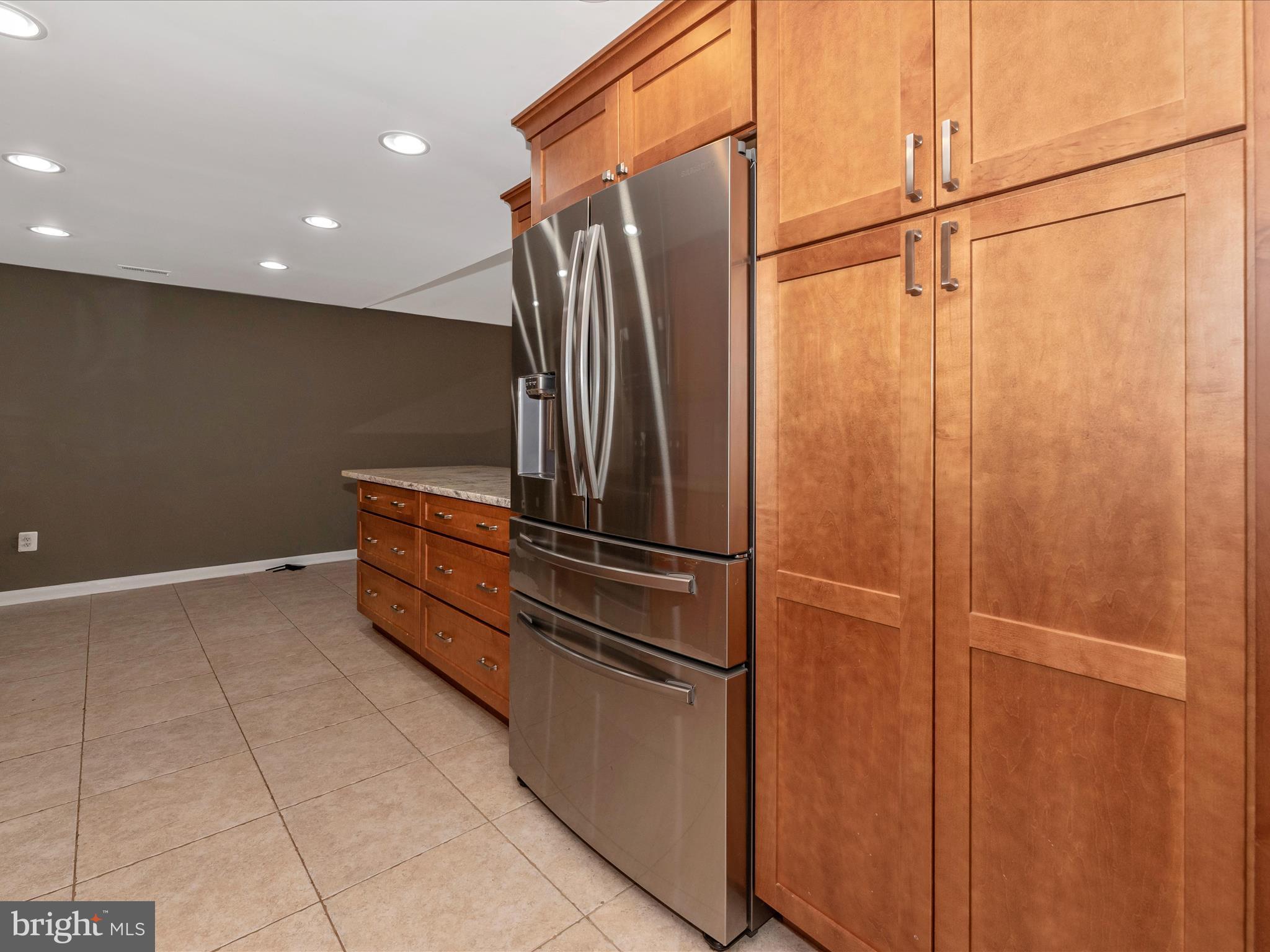 VILLAGE OF LONG REACH - Residential