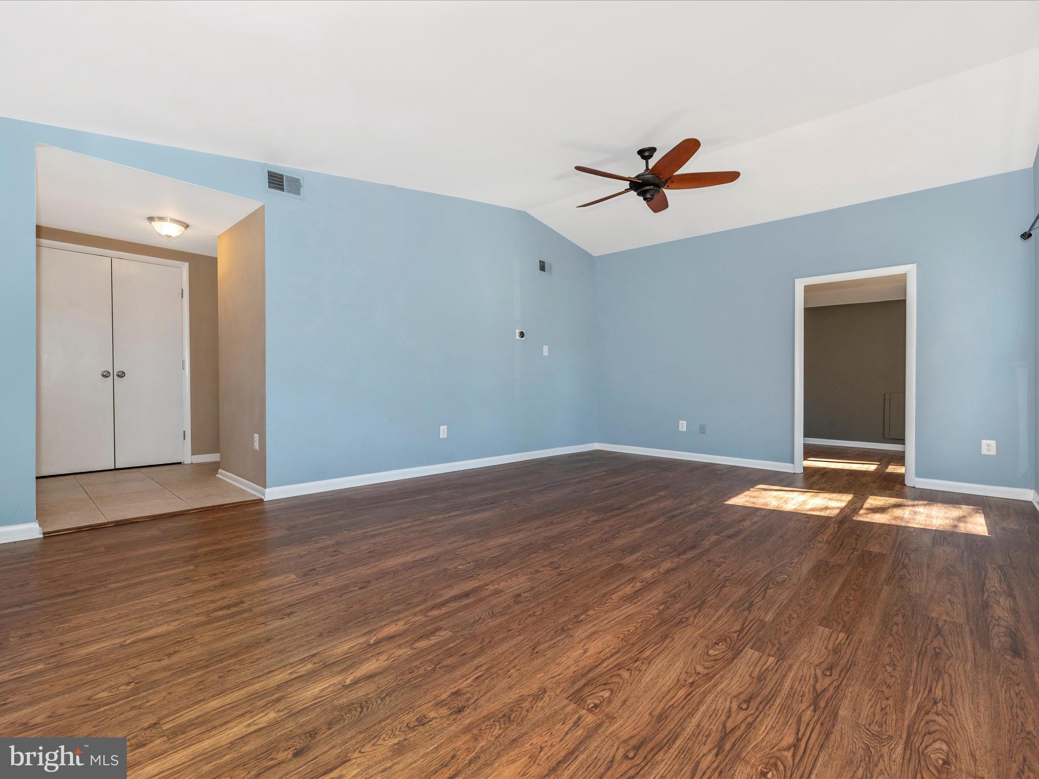 VILLAGE OF LONG REACH - Residential