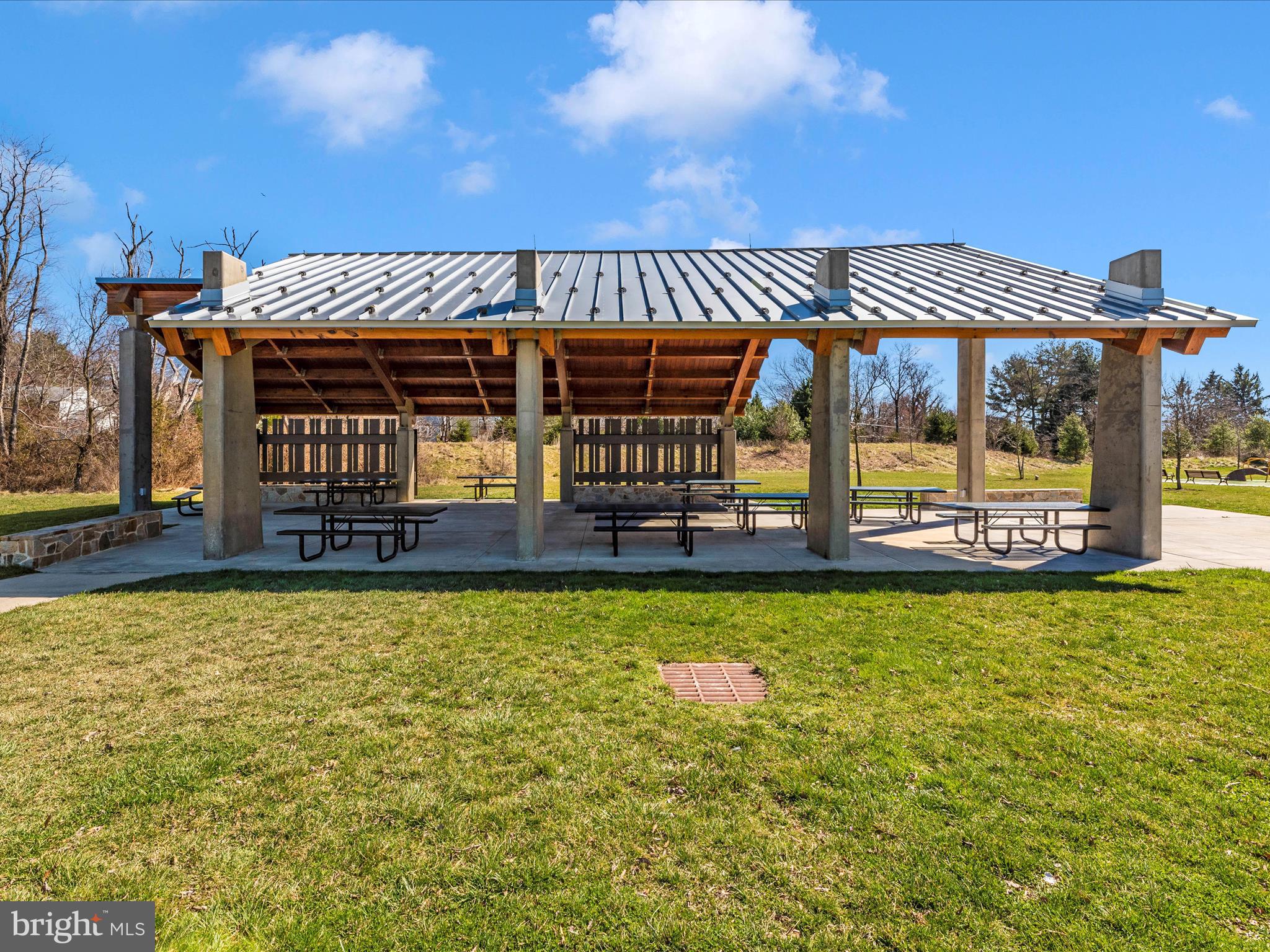 VILLAGE OF LONG REACH - Residential