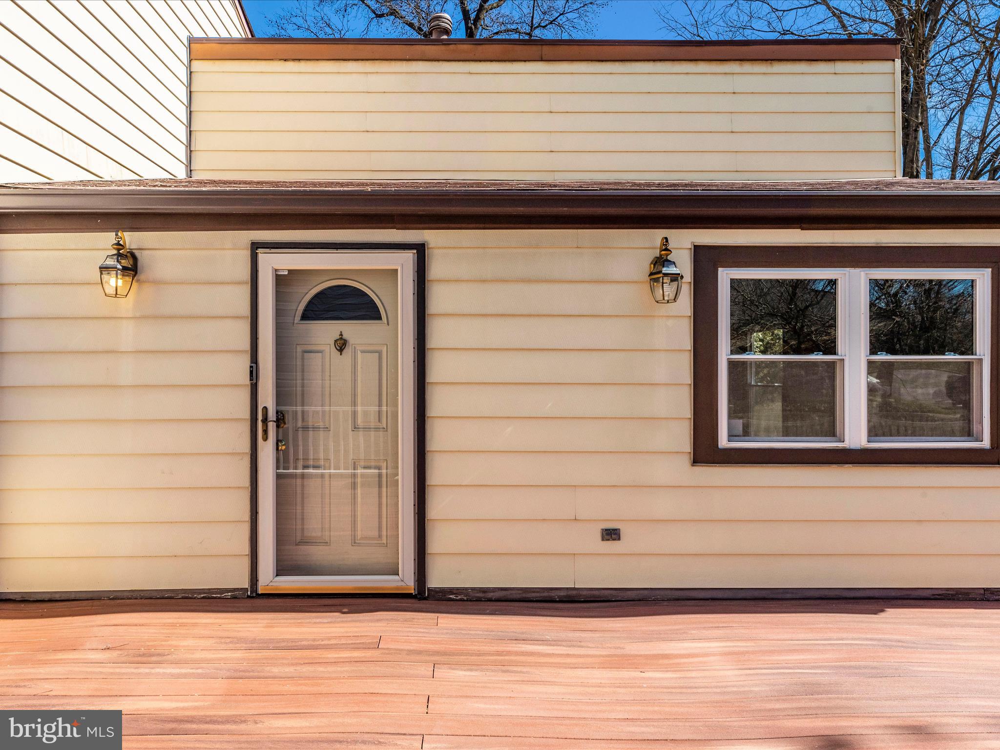 VILLAGE OF LONG REACH - Residential