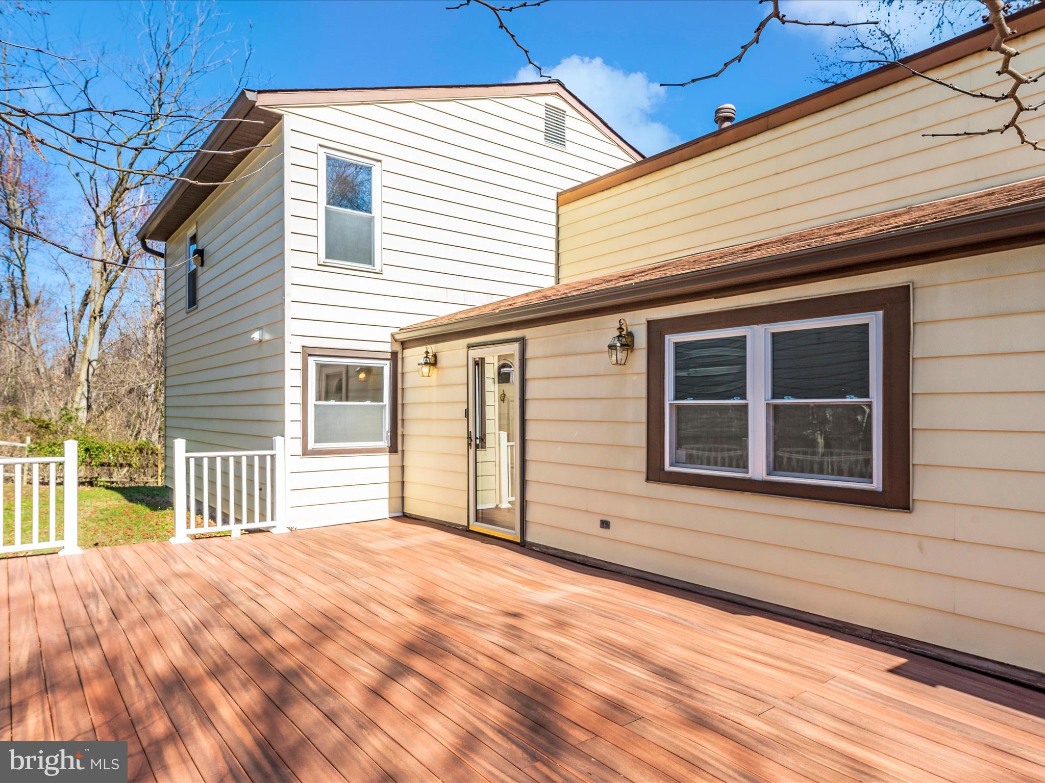 VILLAGE OF LONG REACH - Residential