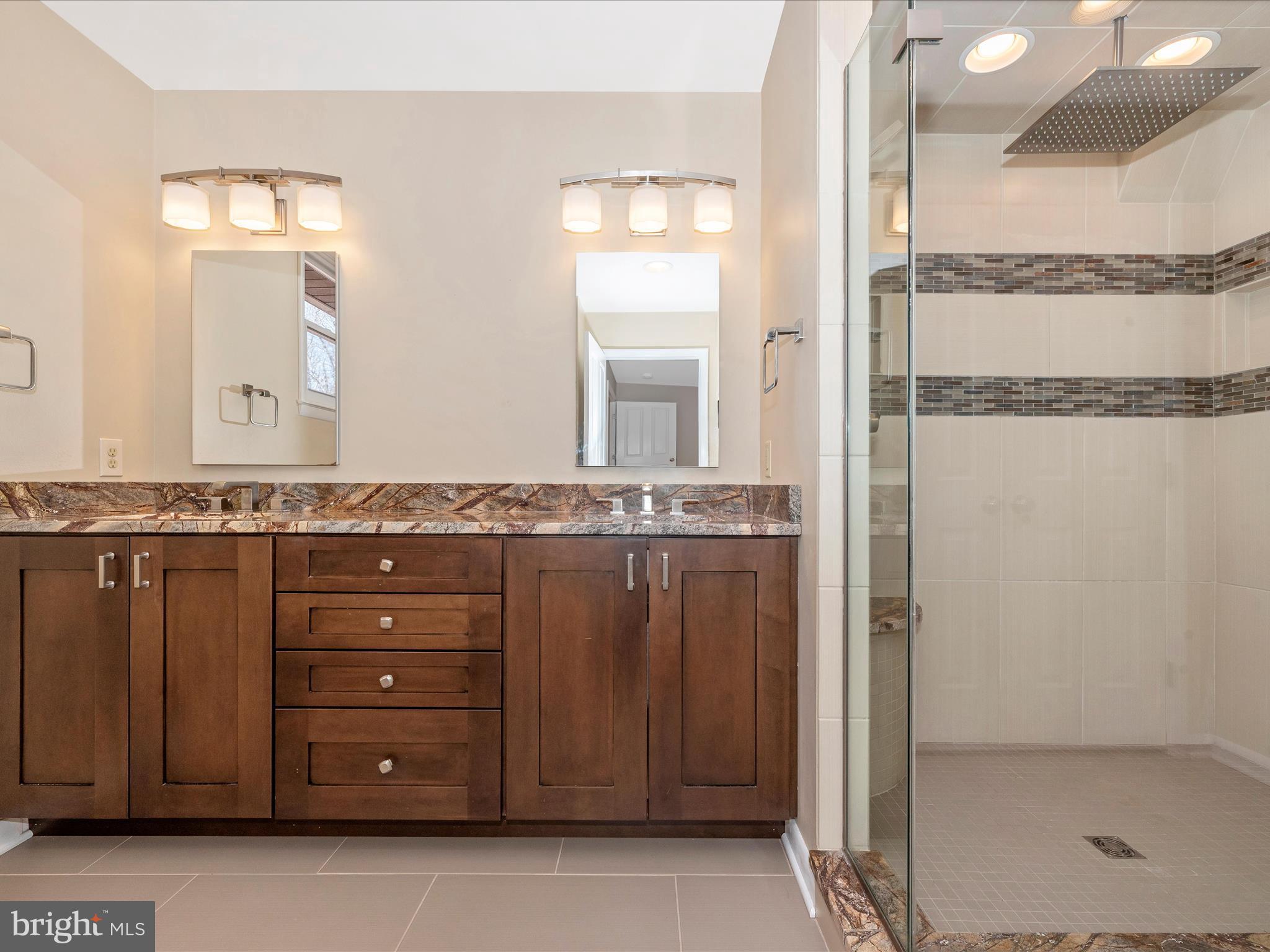 VILLAGE OF LONG REACH - Residential