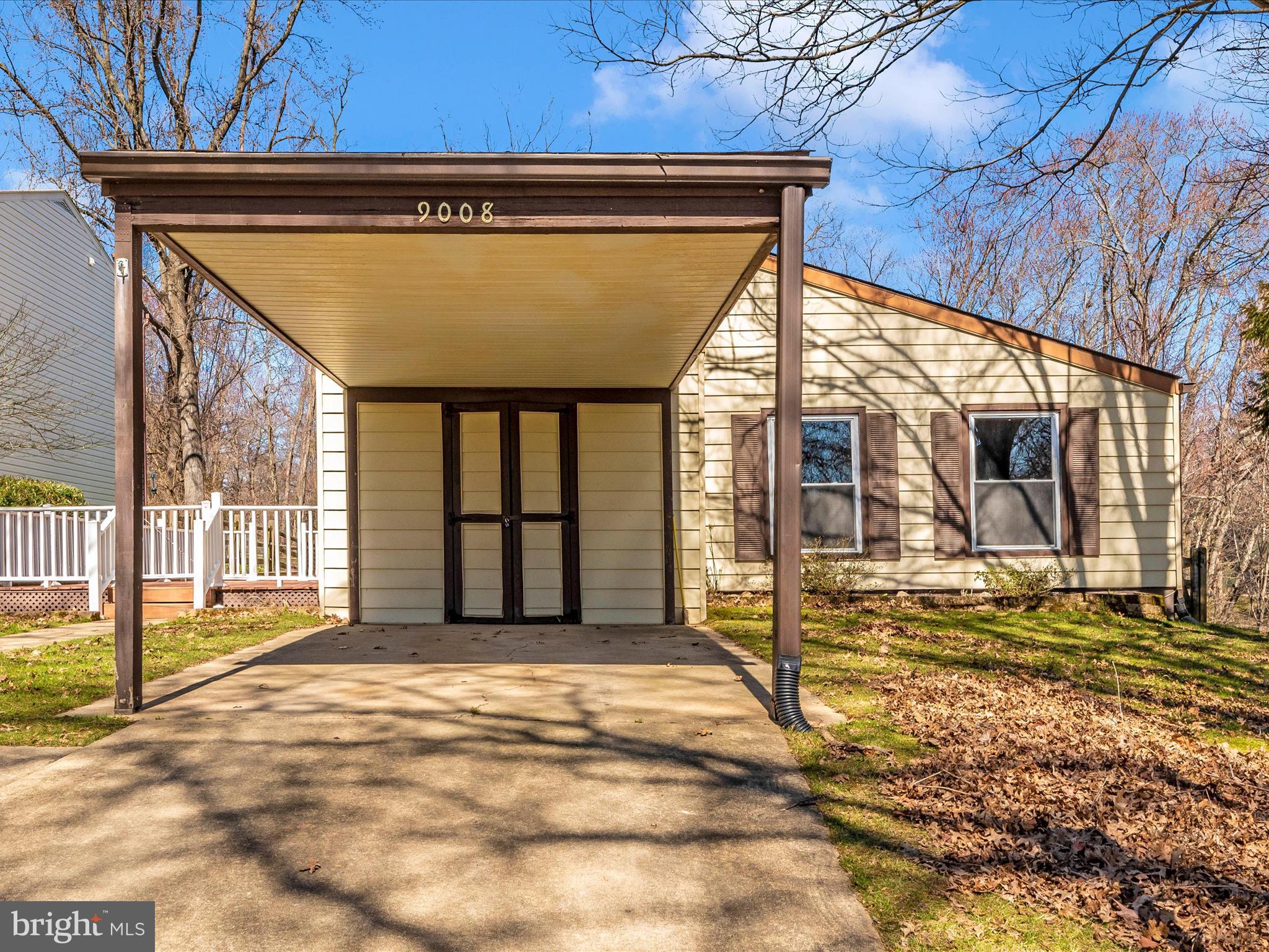 VILLAGE OF LONG REACH - Residential