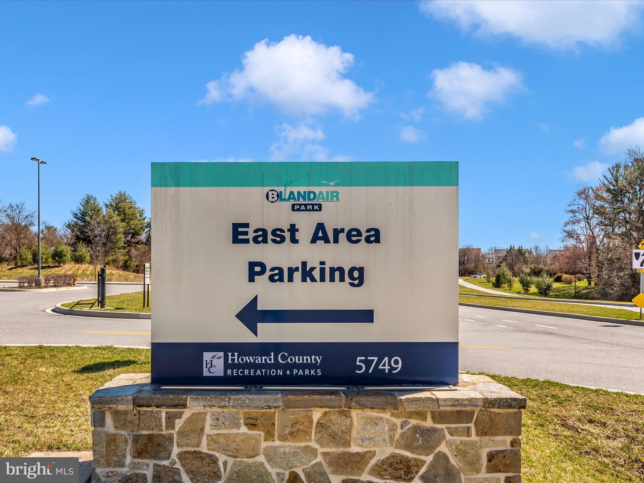 VILLAGE OF LONG REACH - Residential