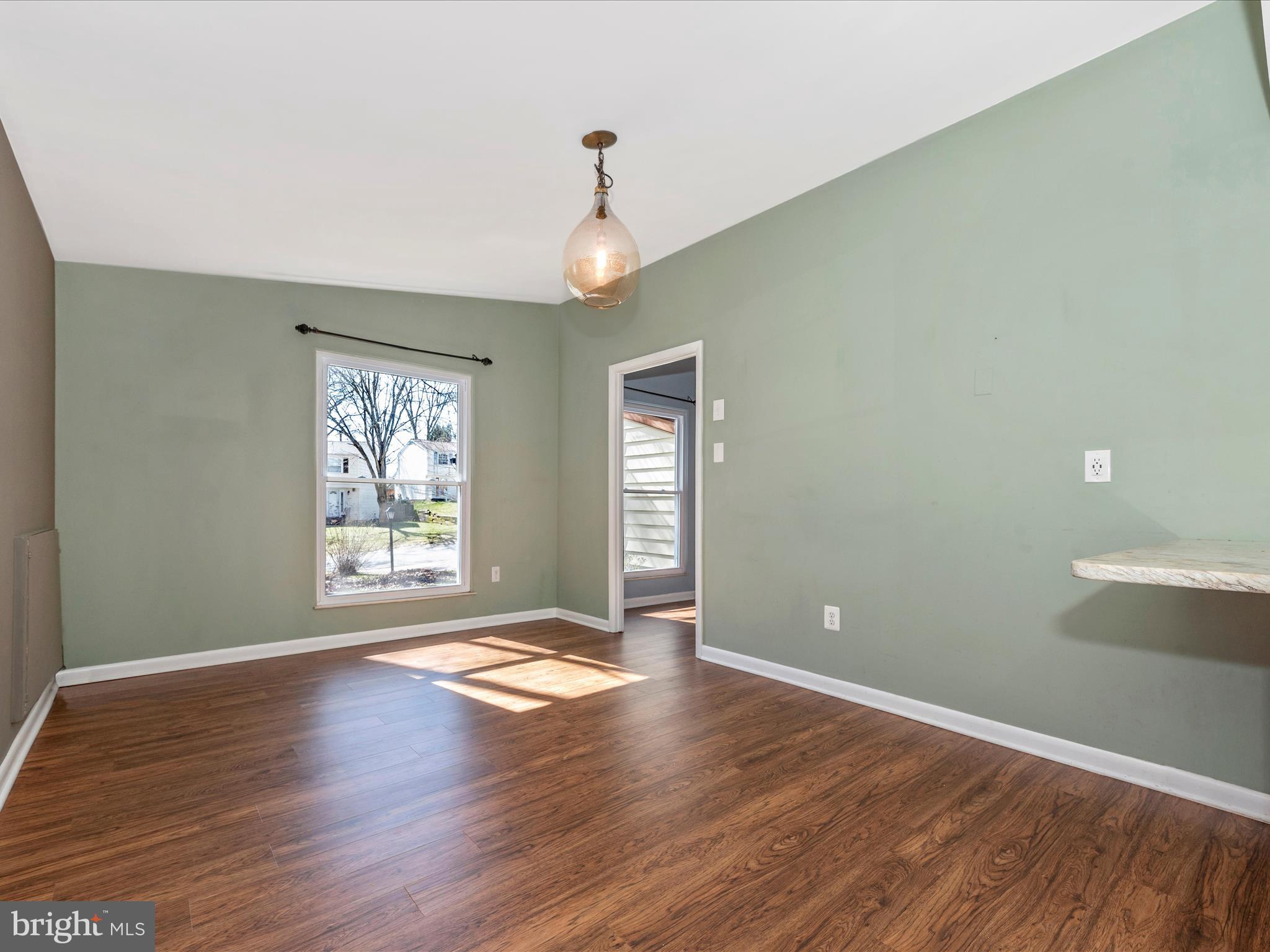 VILLAGE OF LONG REACH - Residential