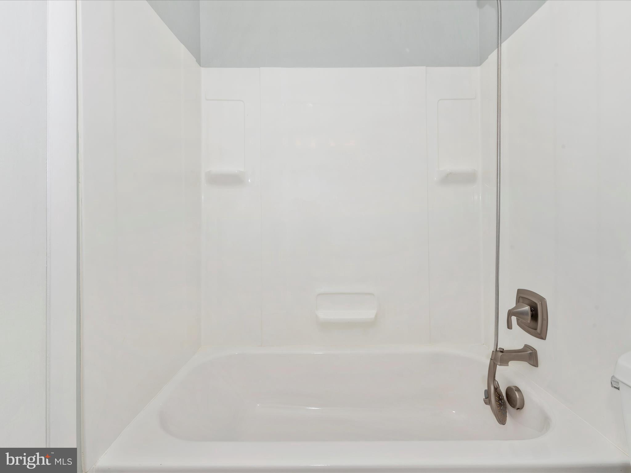 VILLAGE OF LONG REACH - Residential