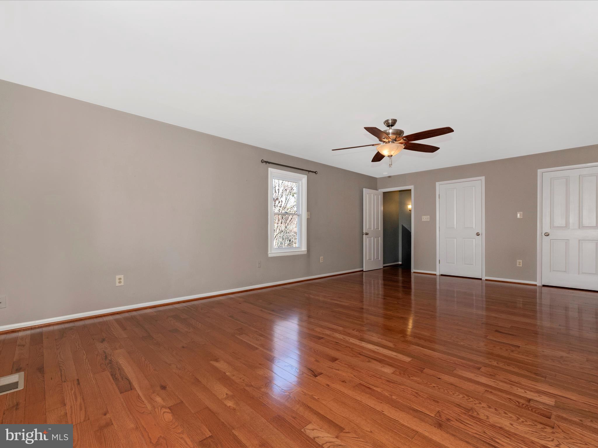 VILLAGE OF LONG REACH - Residential