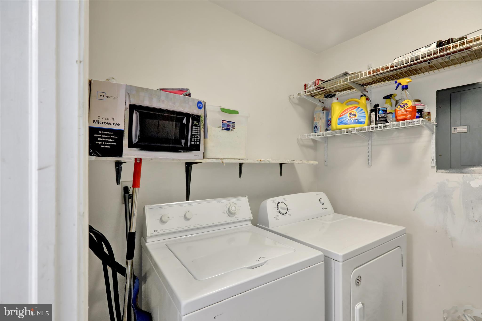 SEVEN OAKS - Residential