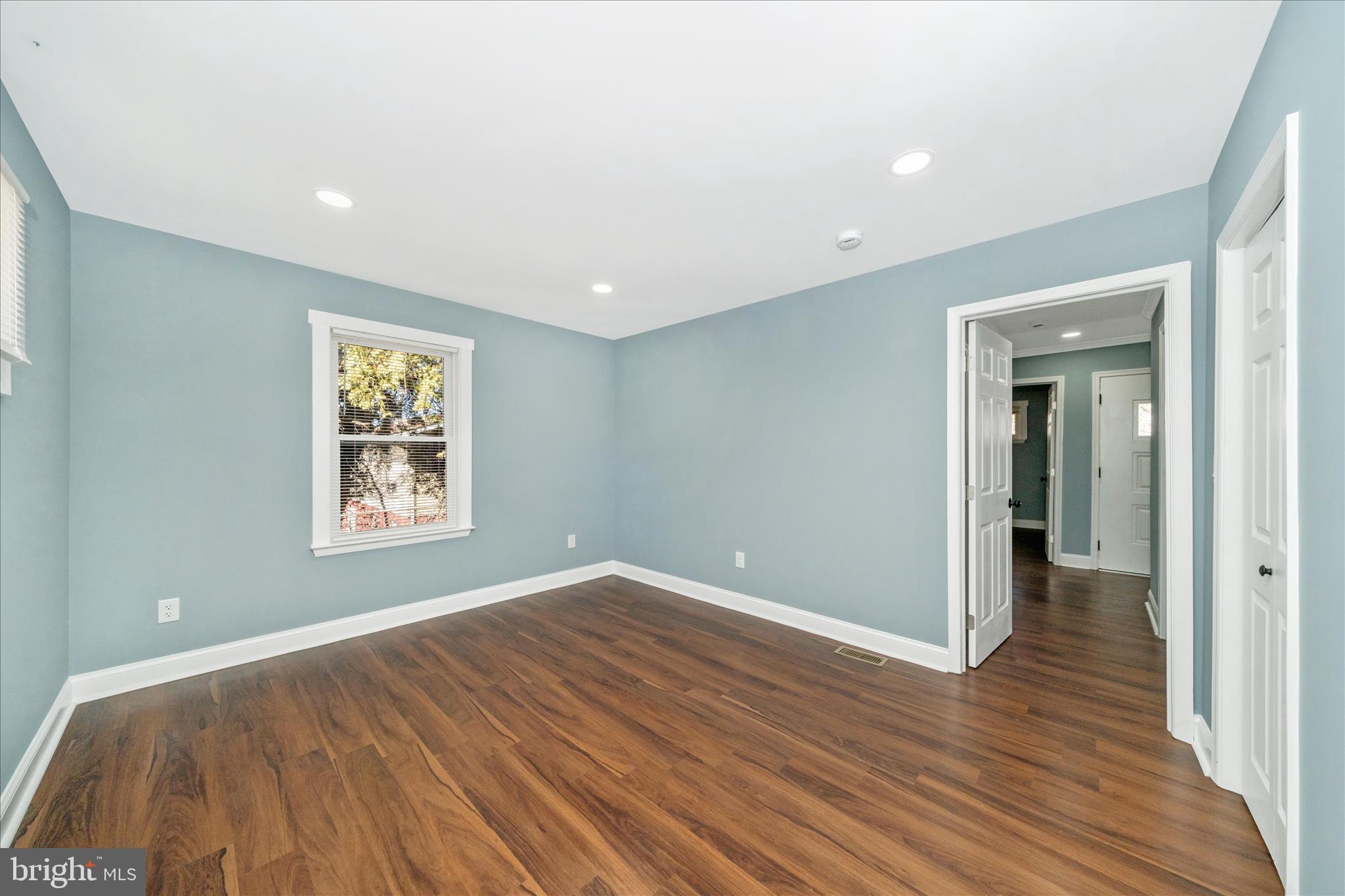 BRIGHTON - Residential