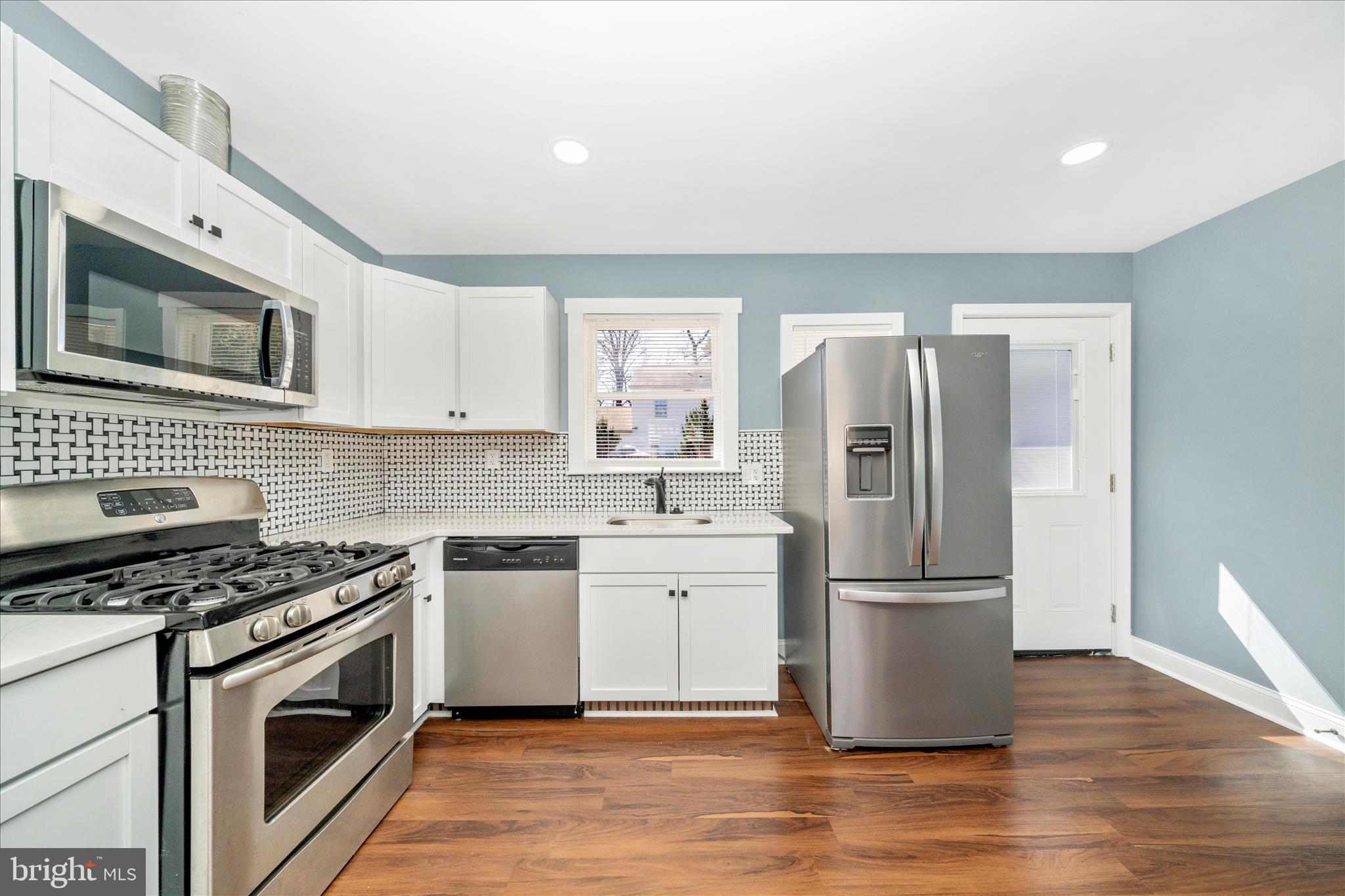 BRIGHTON - Residential