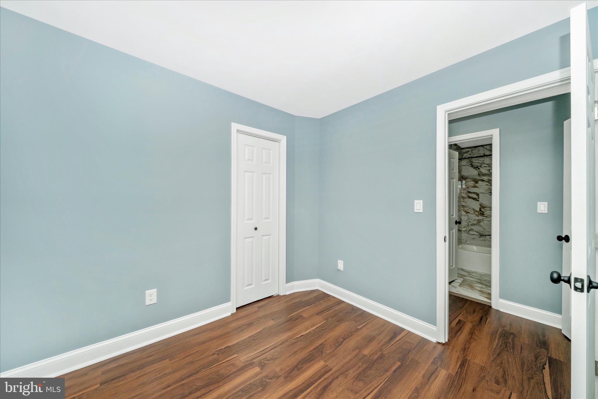 BRIGHTON - Residential