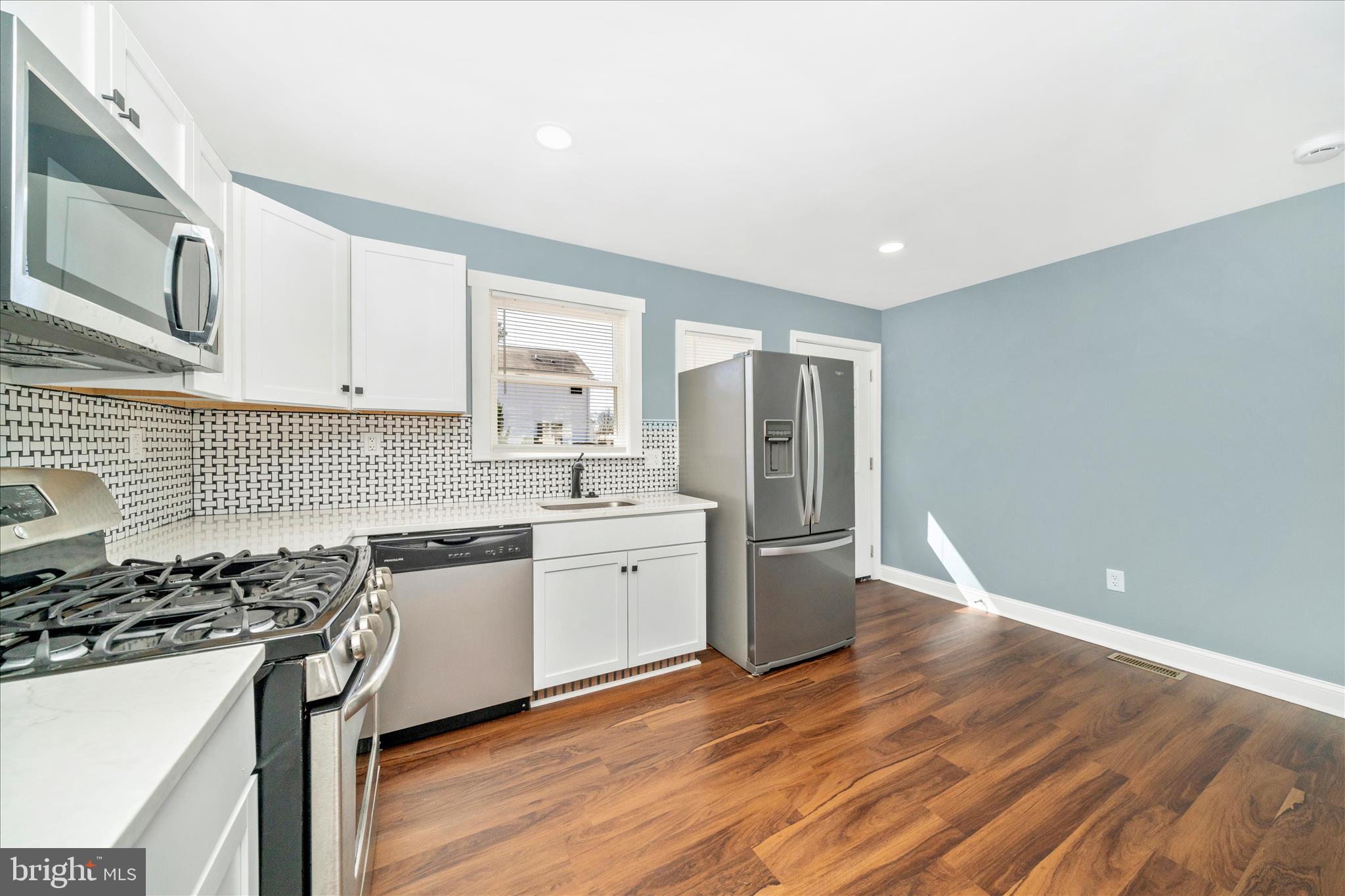 BRIGHTON - Residential