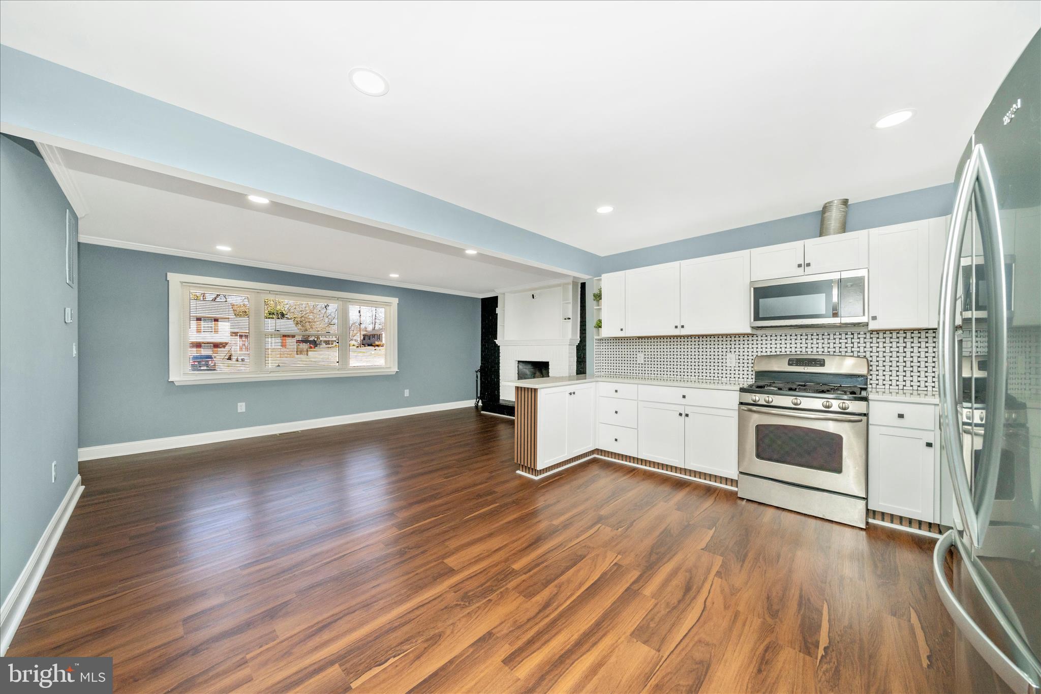 BRIGHTON - Residential