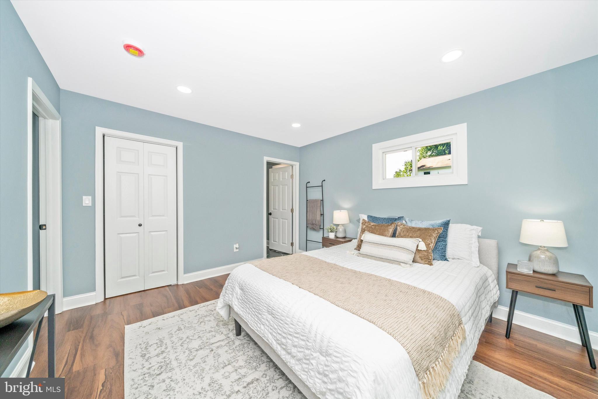 BRIGHTON - Residential