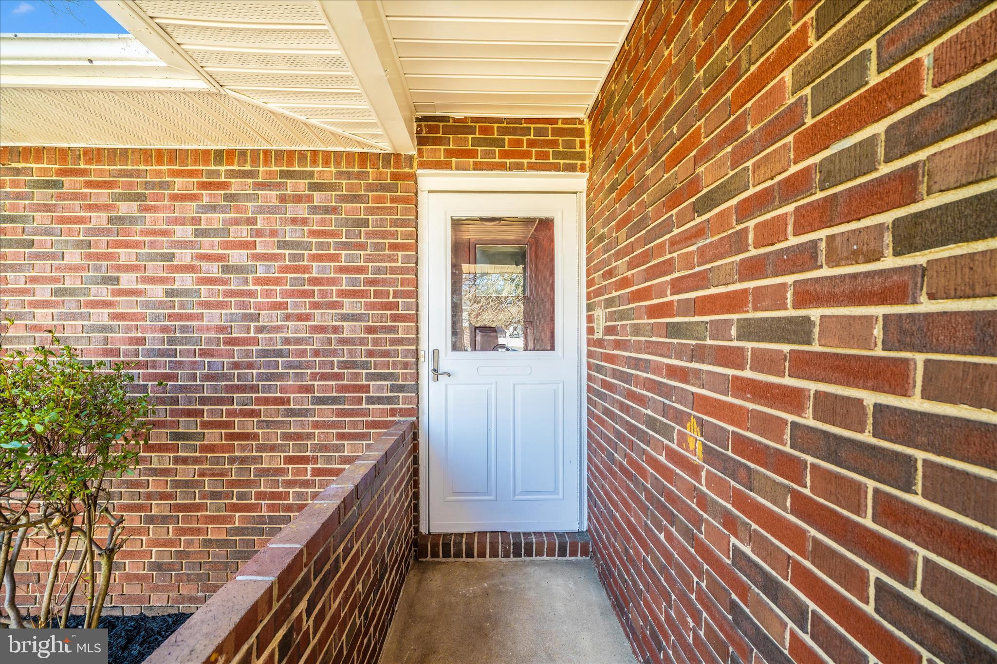 BRIGHTON - Residential