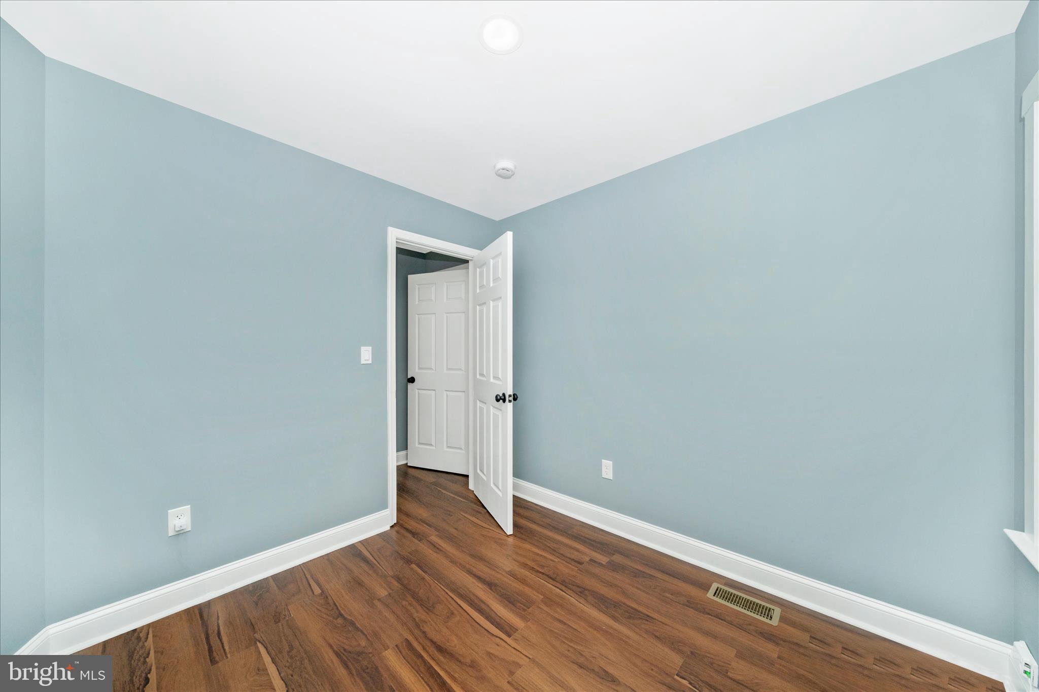 BRIGHTON - Residential