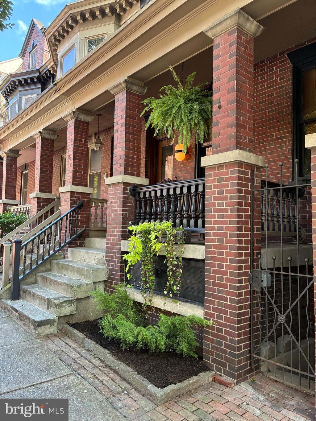 Photo of 32 E Vine Street, LANCASTER, PA 17602 (MLS # PALA2094278)