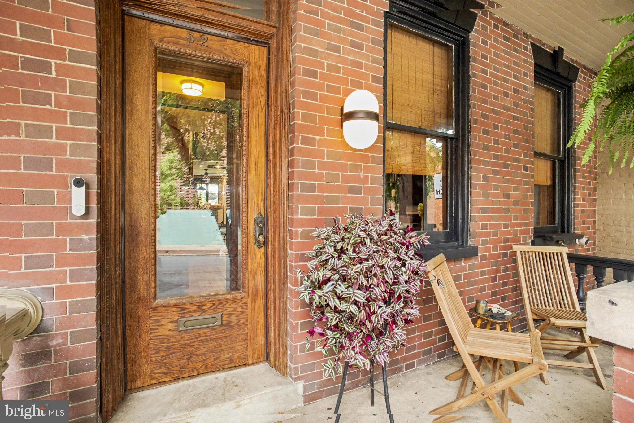 32 E VINE STREET