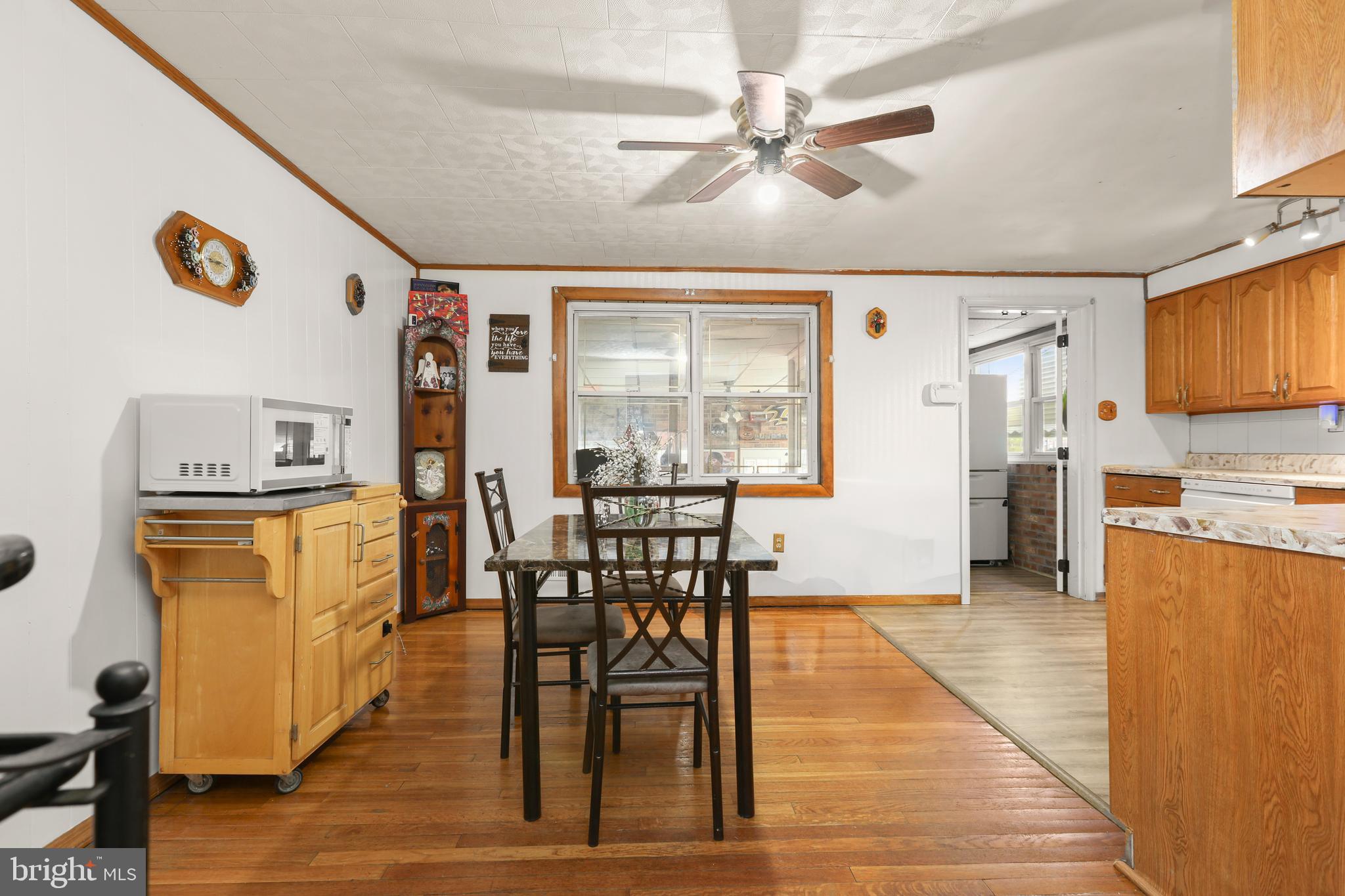 COUNTRY RIDGE - Residential