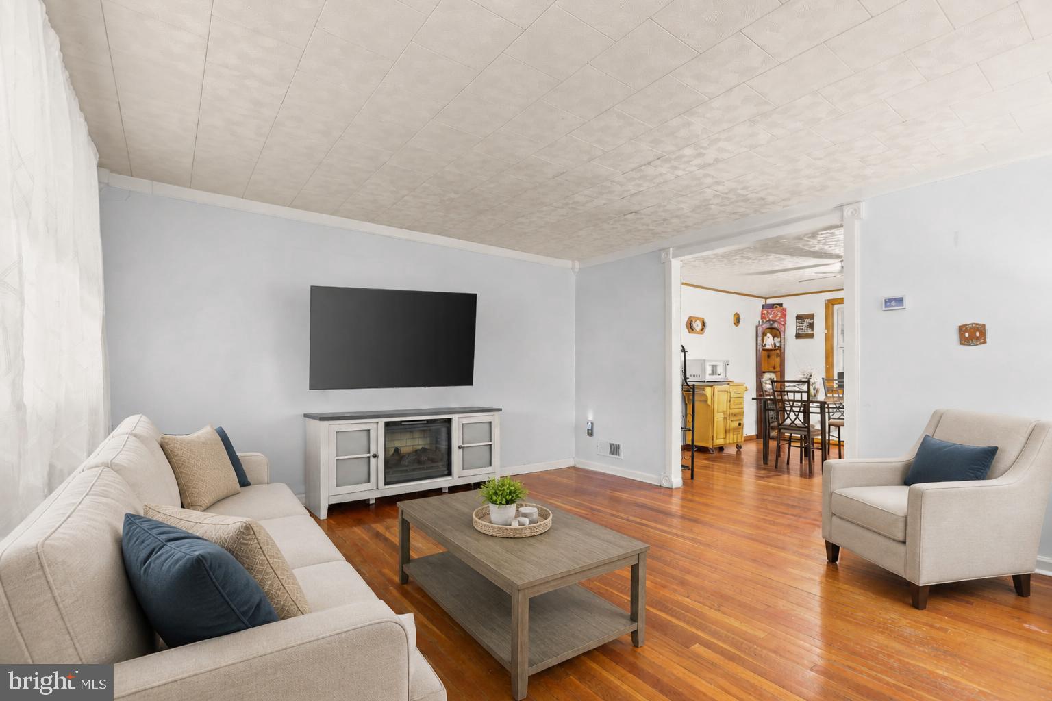 COUNTRY RIDGE - Residential