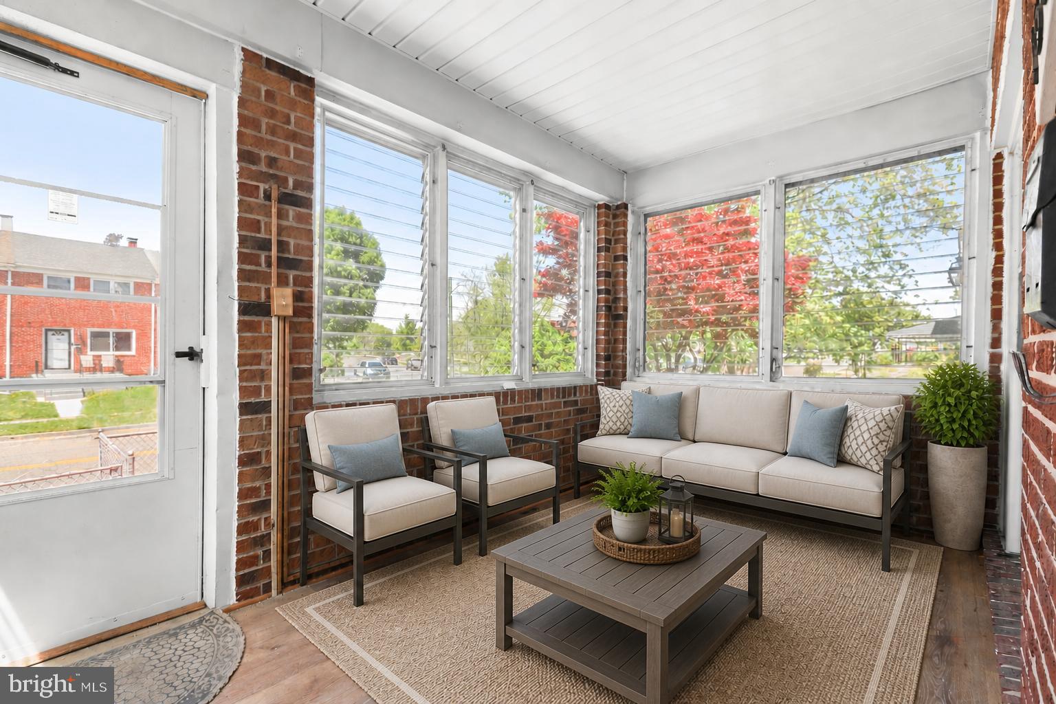 COUNTRY RIDGE - Residential