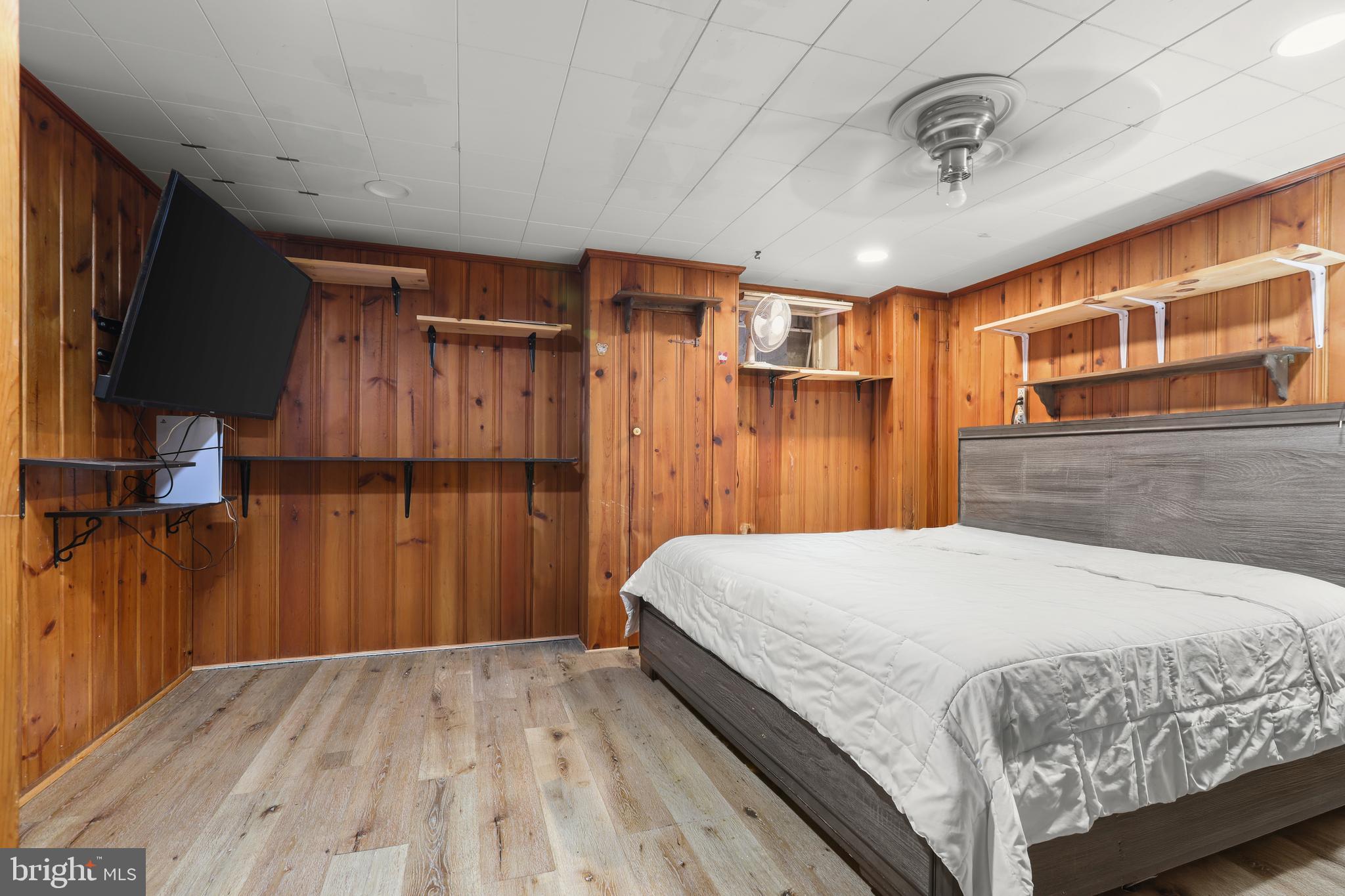 COUNTRY RIDGE - Residential