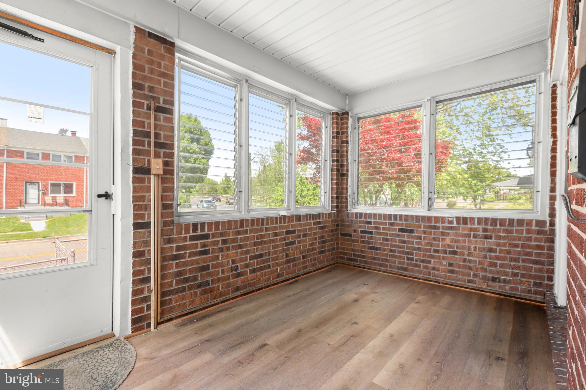 COUNTRY RIDGE - Residential