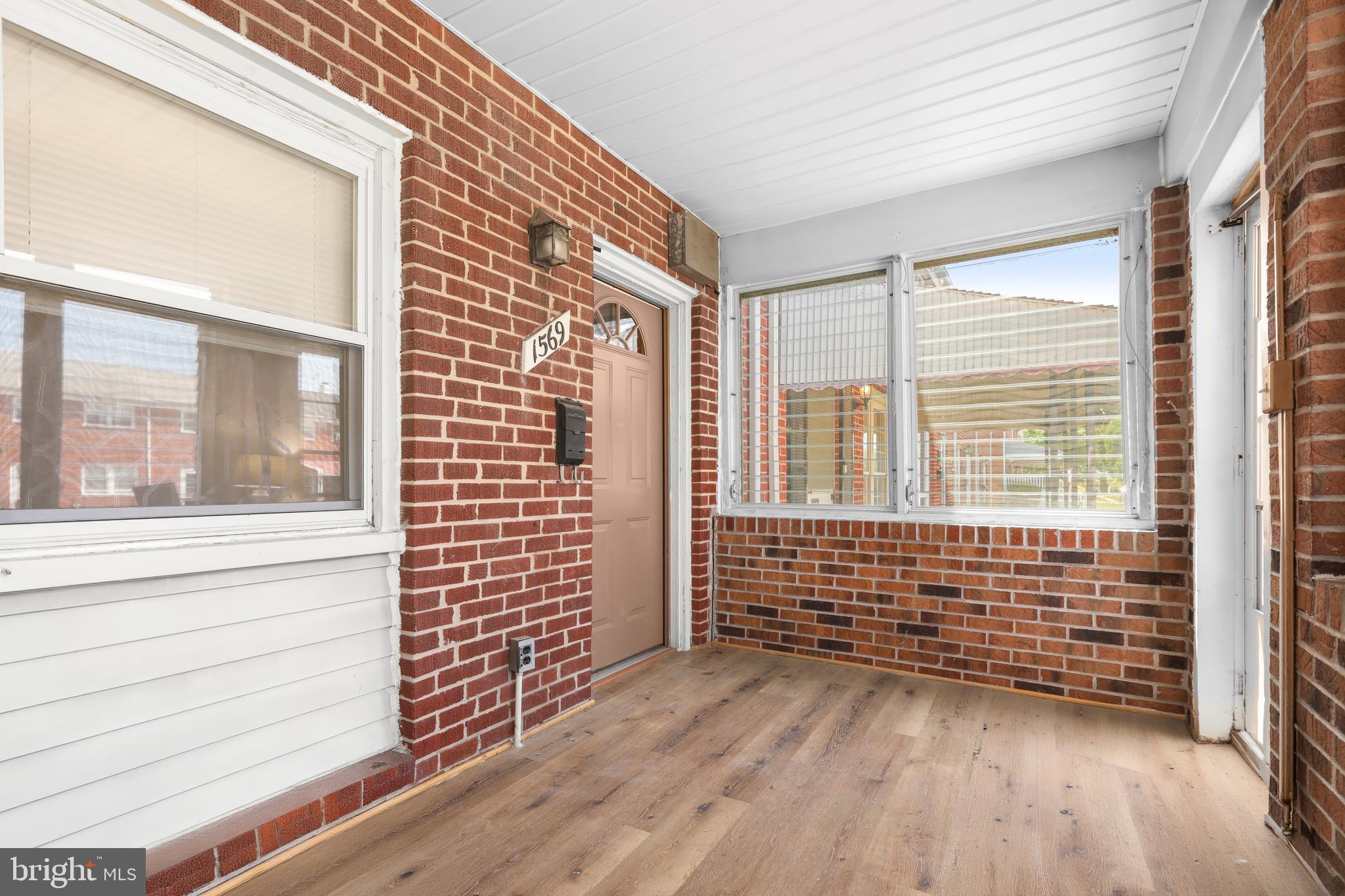 COUNTRY RIDGE - Residential
