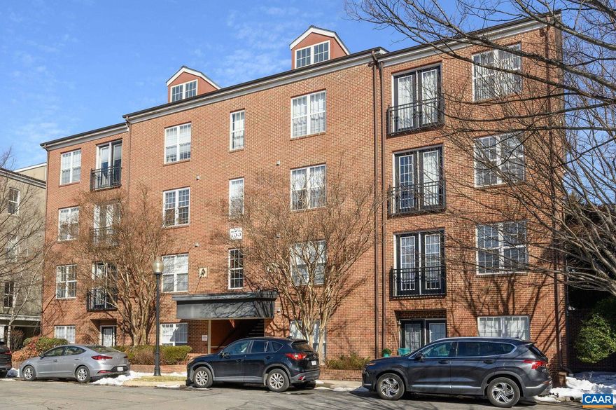 AMAZING LOCATION ! Walkable to UVA Grounds, medical center, farmer's market, downtown mall, coffee shops, restaurants and boutiques . 2 BR 2 BA Condo with high ceilings.  Each Bedroom a Private Bath and walk- in closet.  Hardwod floors throughout.  Amenities include Ting Internet, Club House,  pool, fitness center, yoga studio, clubhouse  pet-friendly park, internet (high speed ? Ting), trash, amazon lockers for large parcel deliveries, & all exterior maintenance are included in and more.