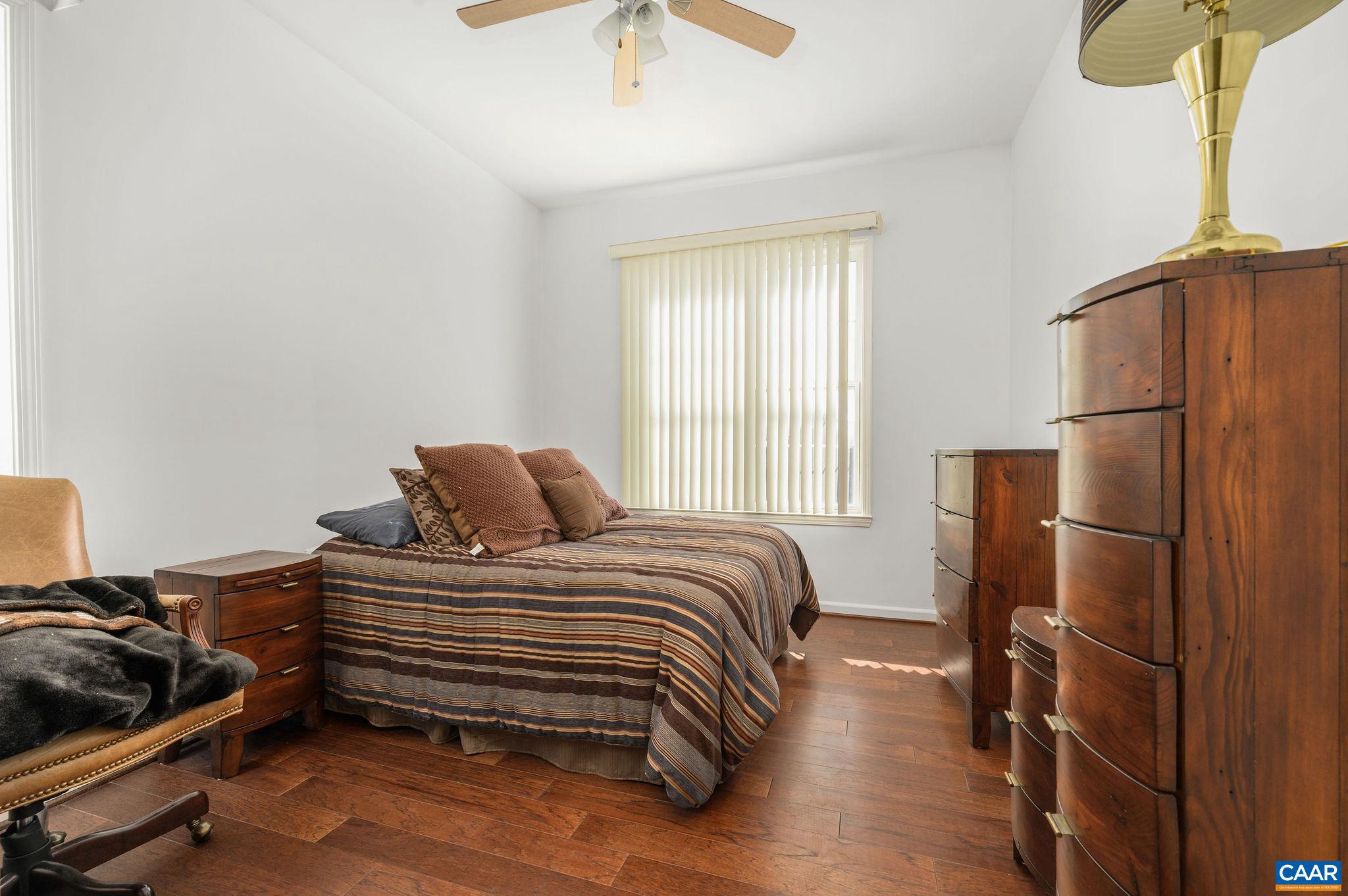 WALKER SQUARE CONDOS - Residential