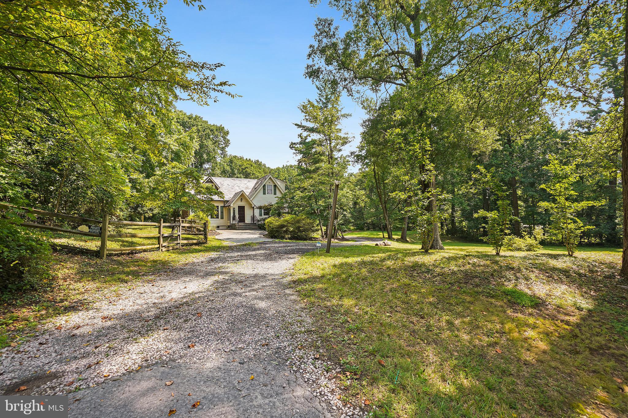 COOL SPRING - Residential Lease