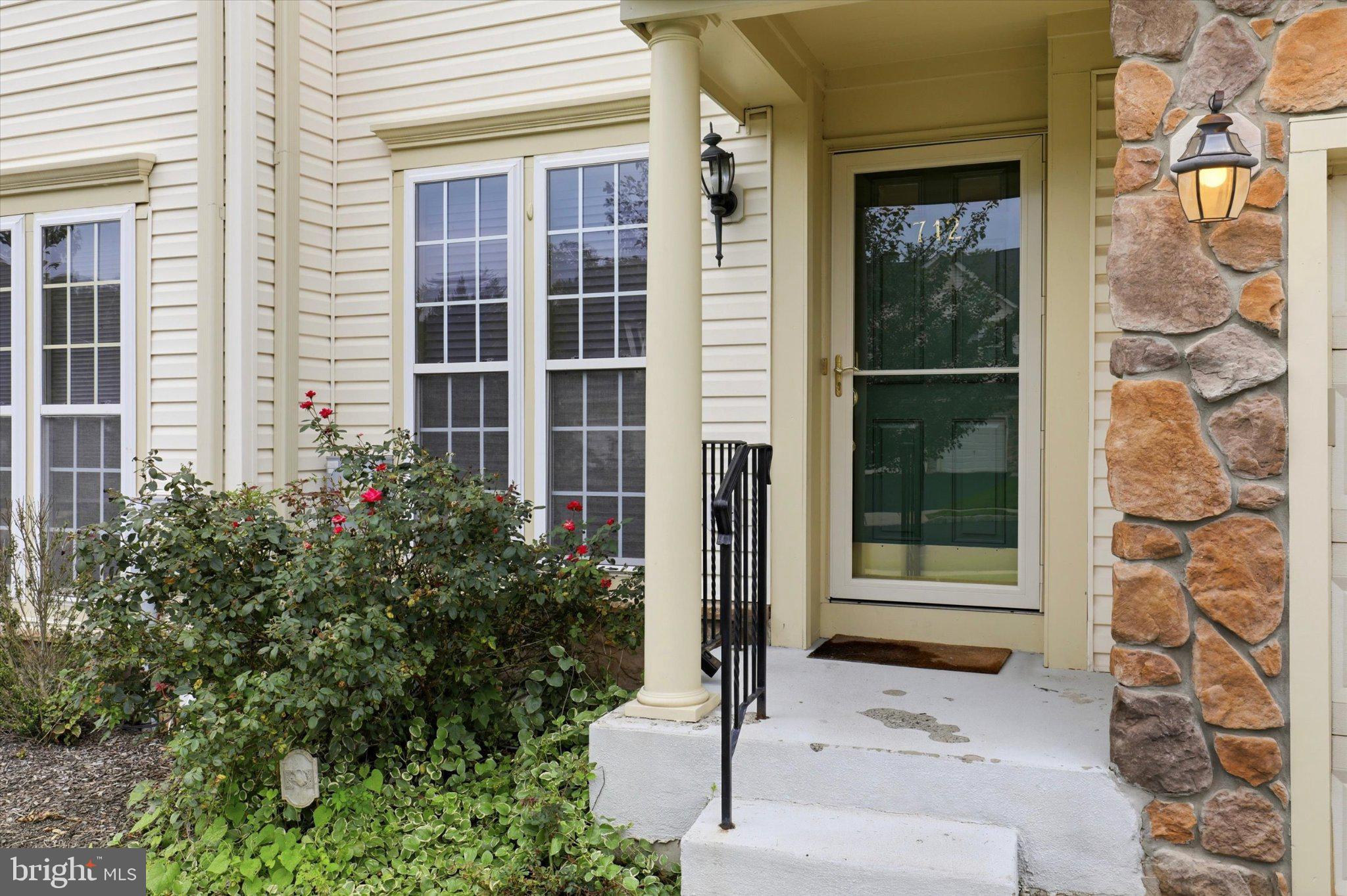 712 WISTERIA DRIVE