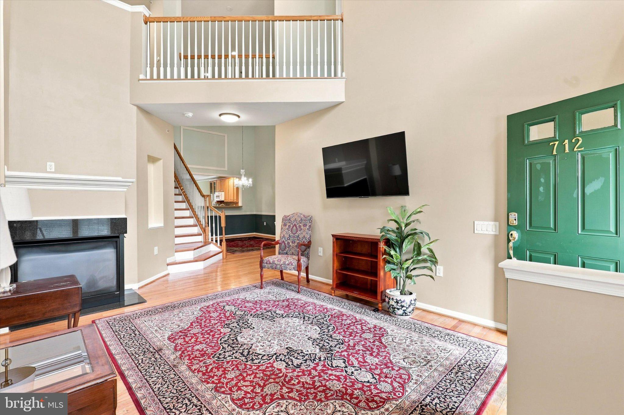 712 WISTERIA DRIVE