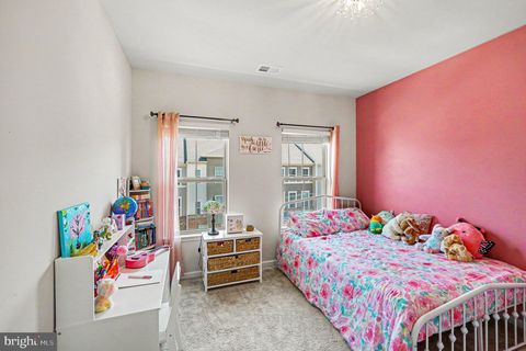 Tiny photo for 25333 Crested Iris Terrace, ALDIE, VA 20105 (MLS # VALO2123618)