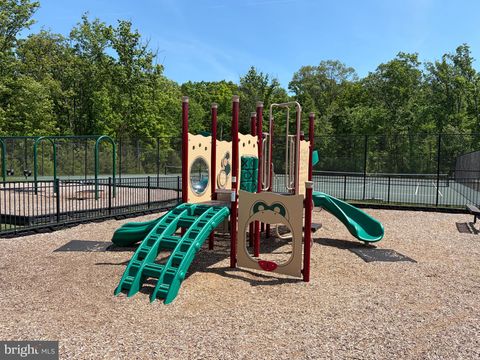 Tiny photo for 25333 Crested Iris Terrace, ALDIE, VA 20105 (MLS # VALO2123618)