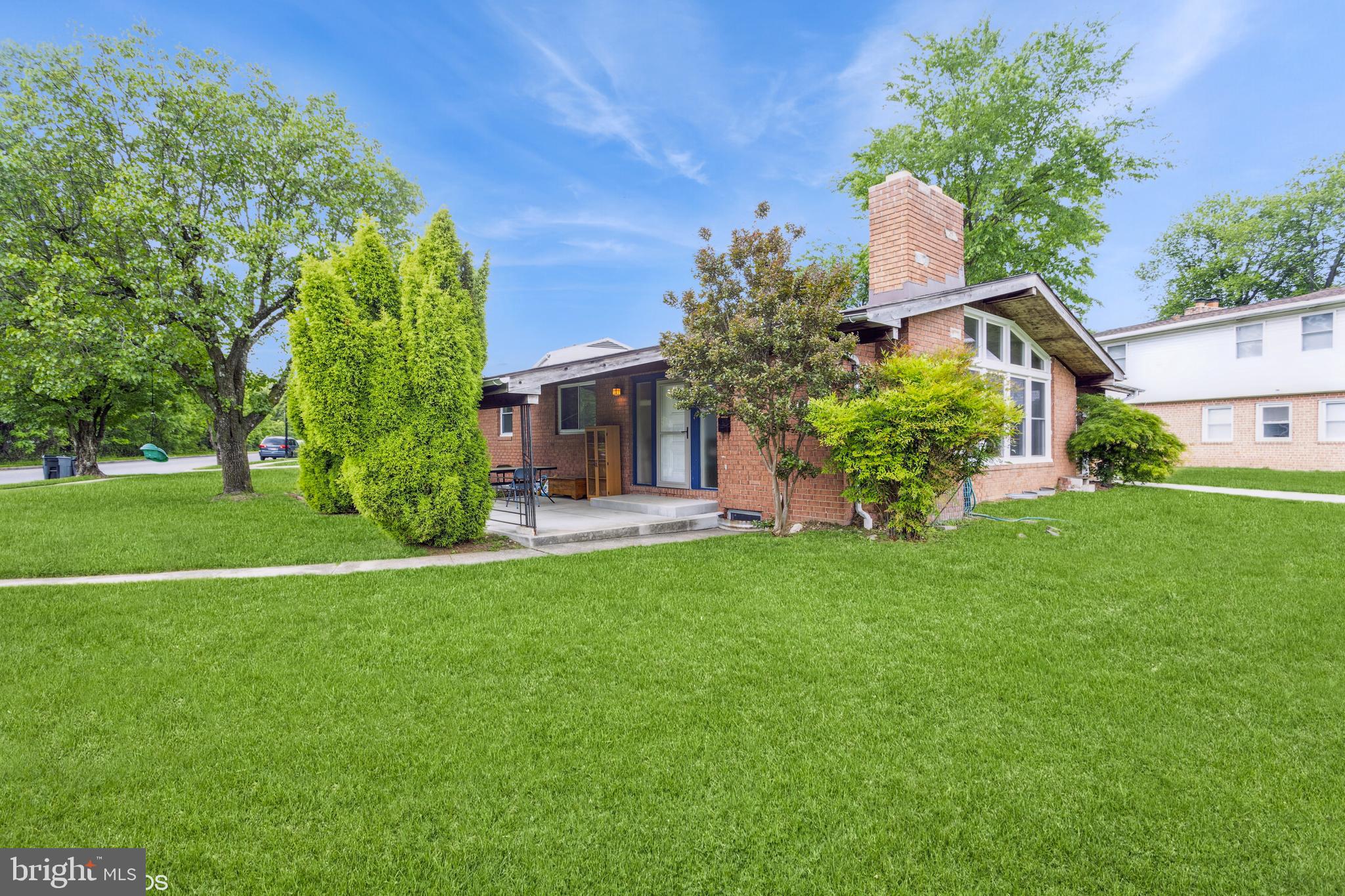 MEADOWOOD - Residential