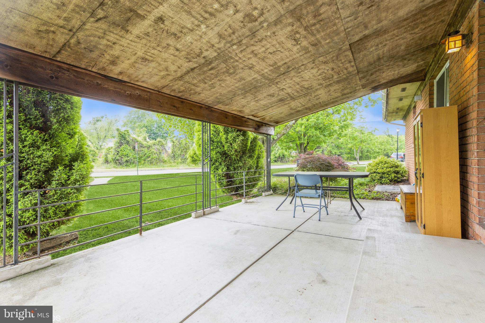 MEADOWOOD - Residential