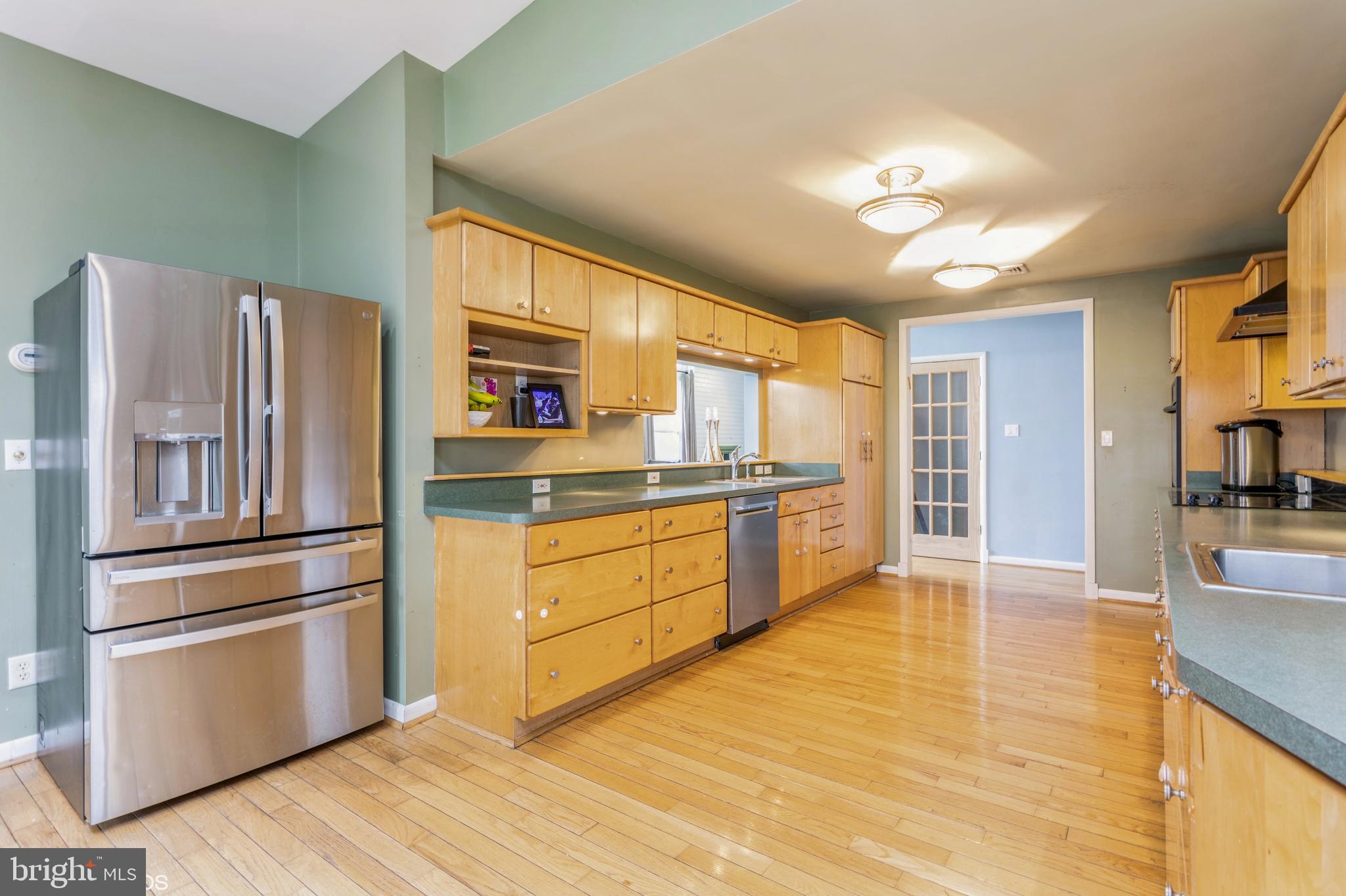 MEADOWOOD - Residential
