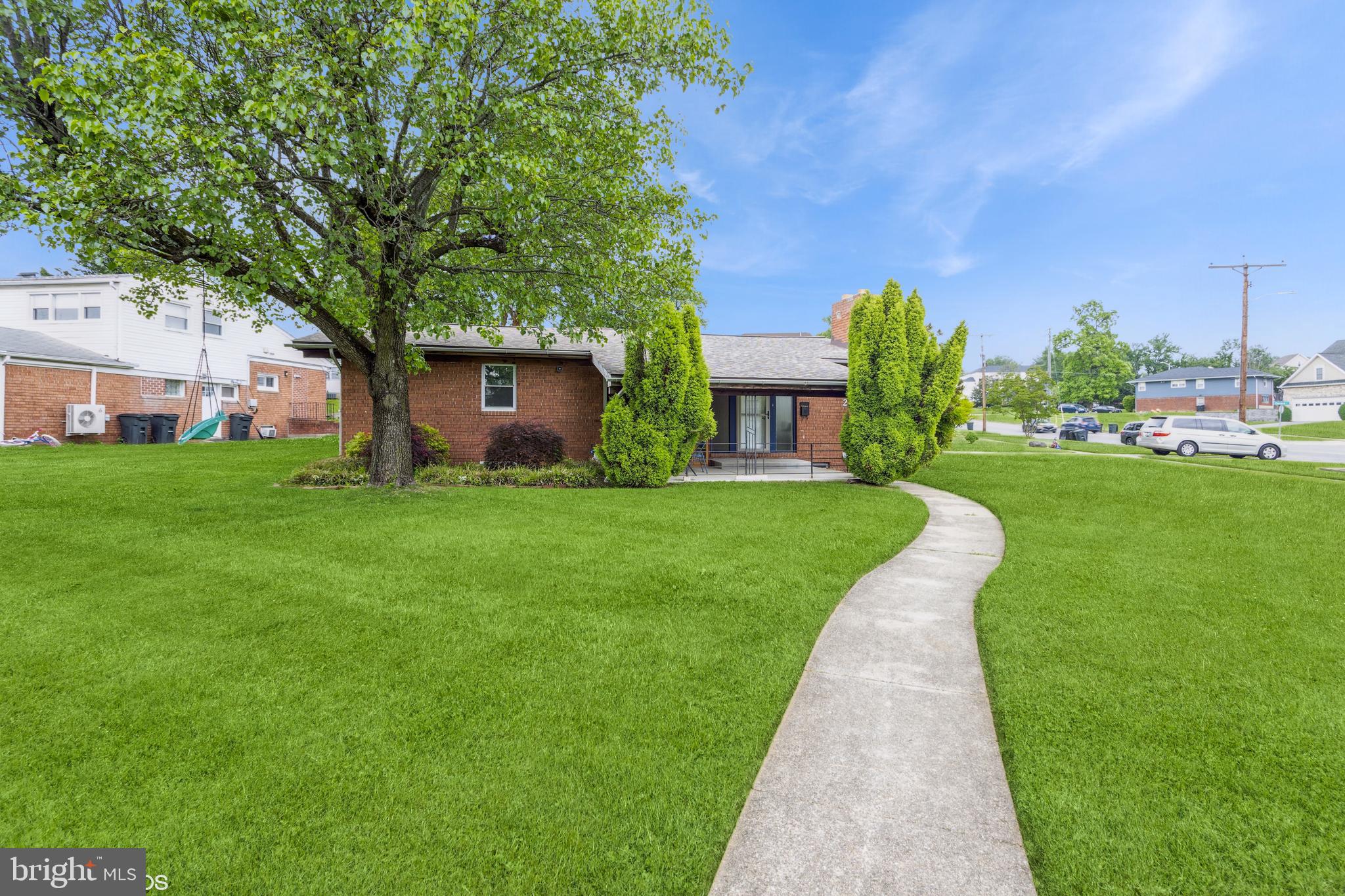 2400 WILLOW GLEN DRIVE