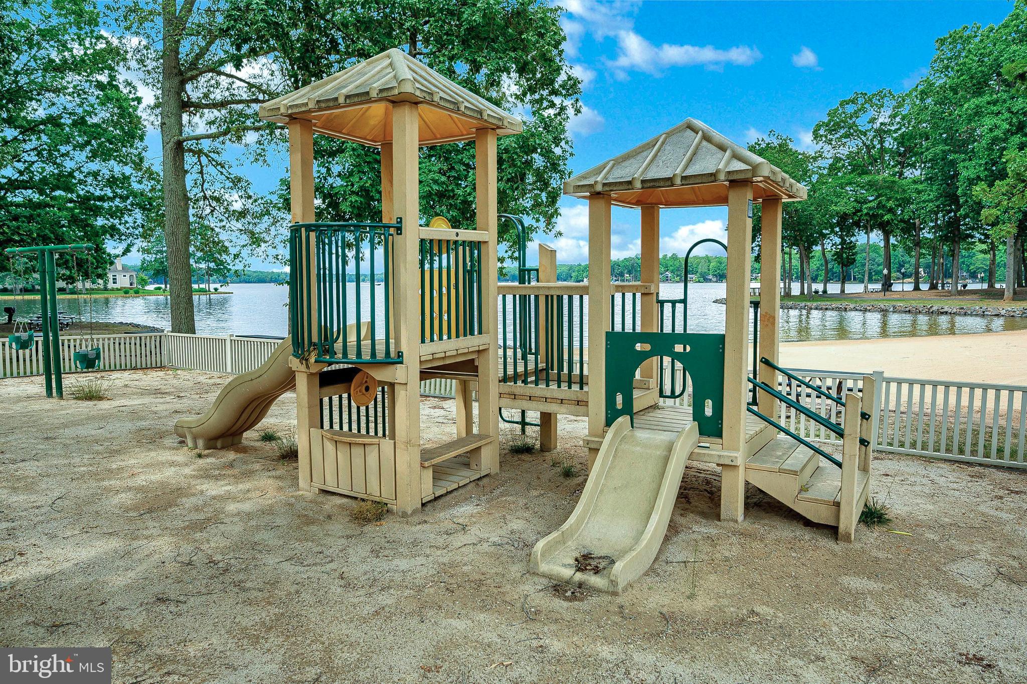 LAKE OF THE WOODS - Residential