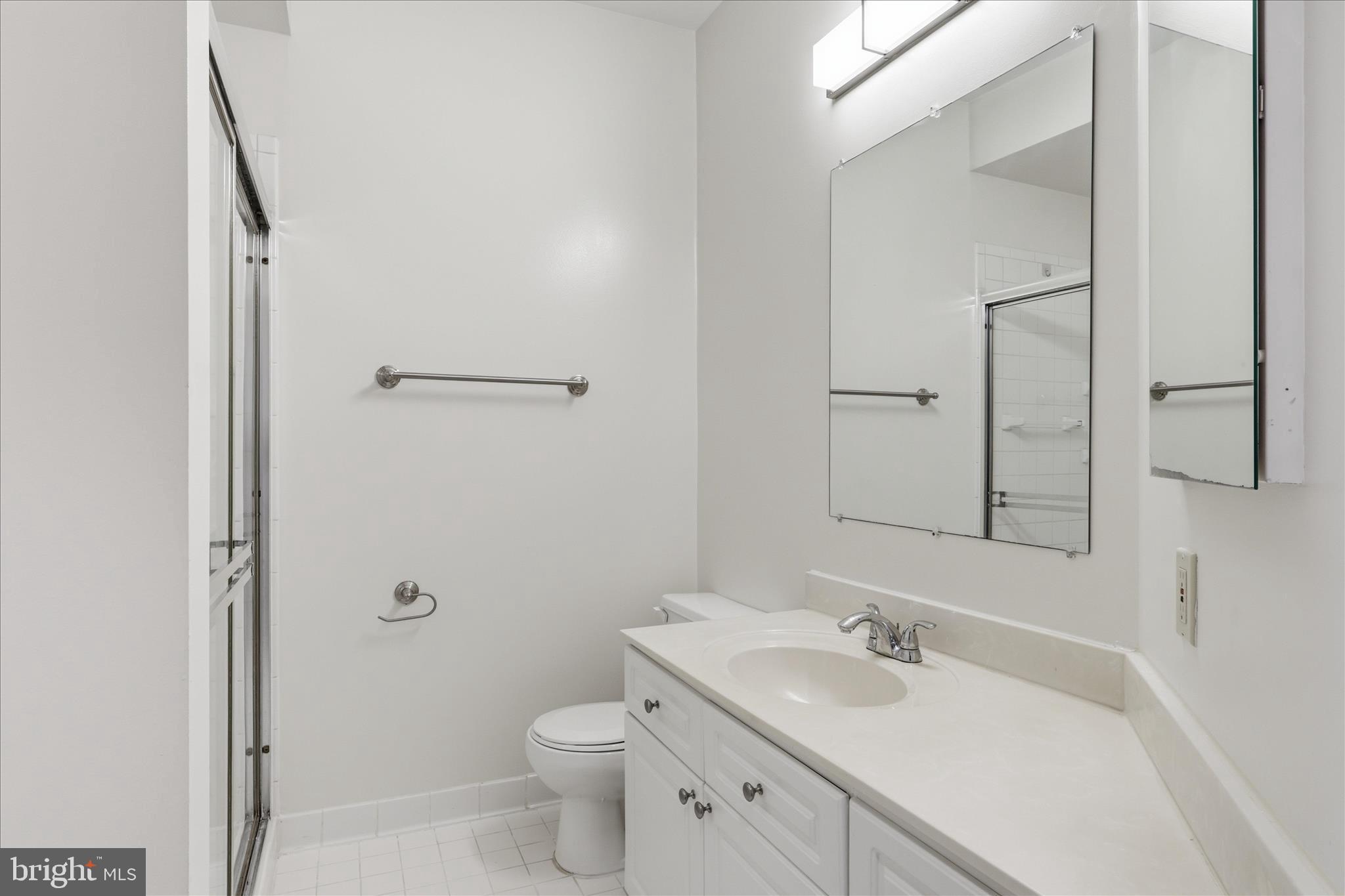 WORLDGATE CONDO - Residential