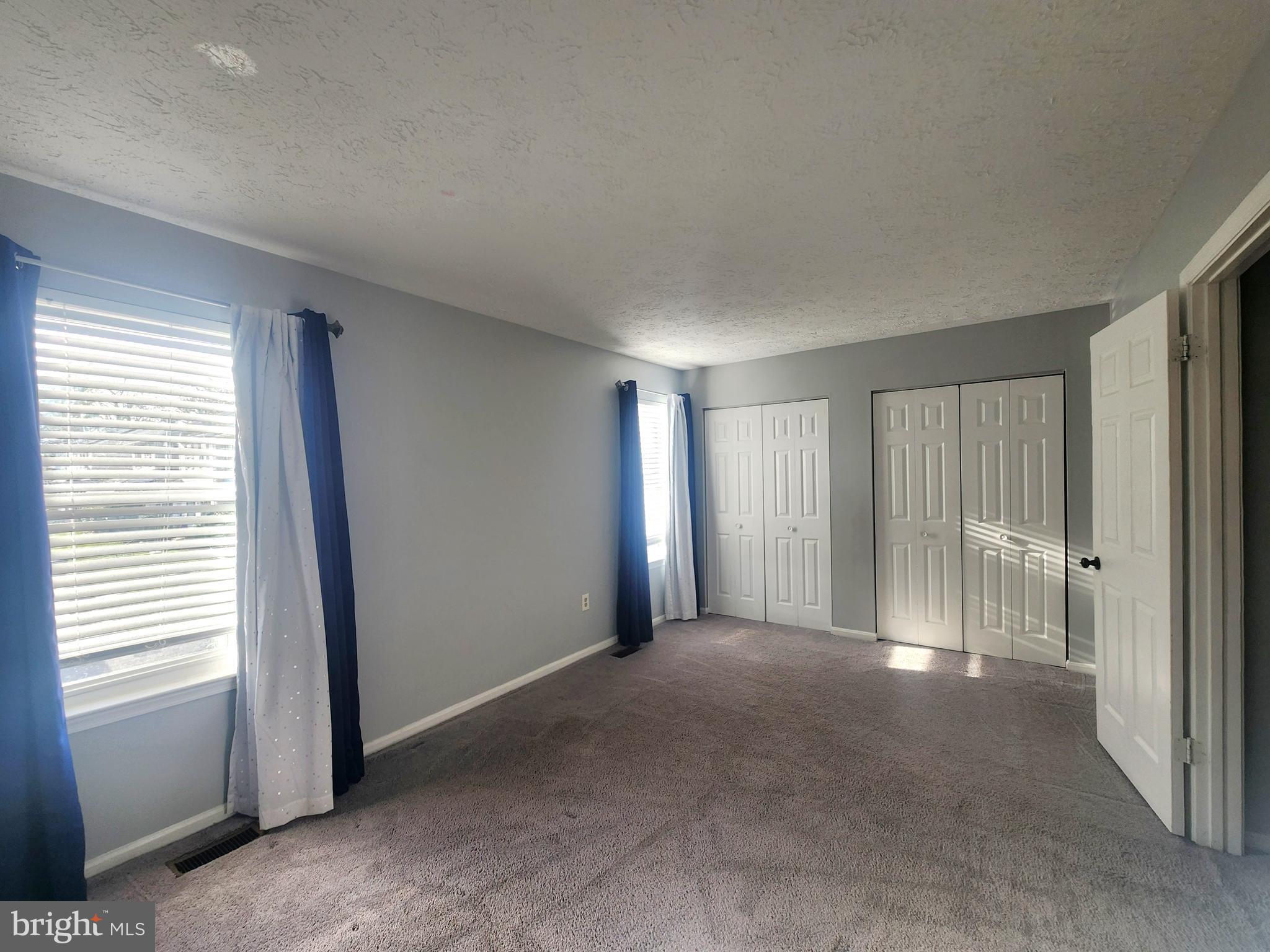 ROSECROFT VILLAGE PLAT O - Residential Lease